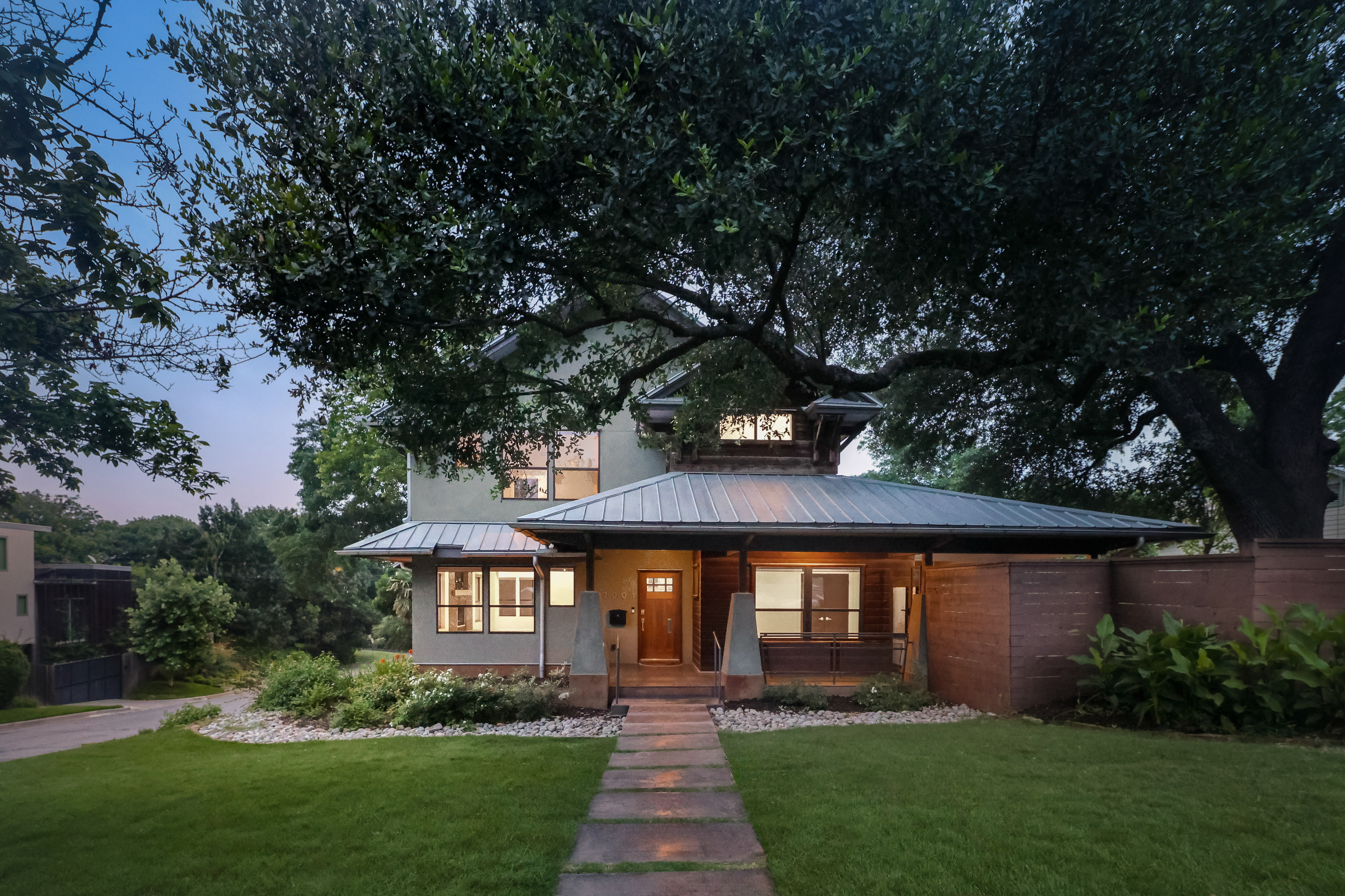 2001 Travis Heights Boulevard, Austin, TX 78704