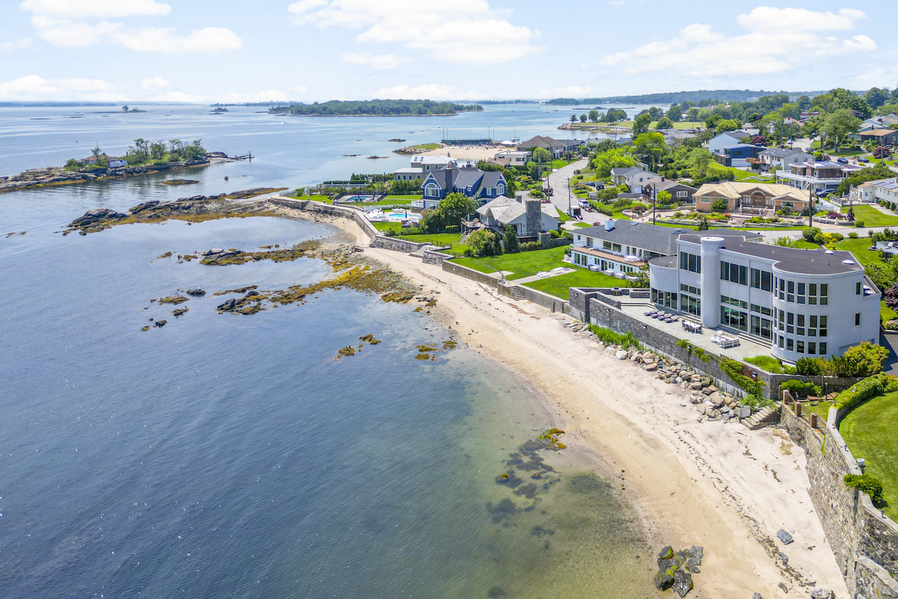 Iconic Waterfront Retreat