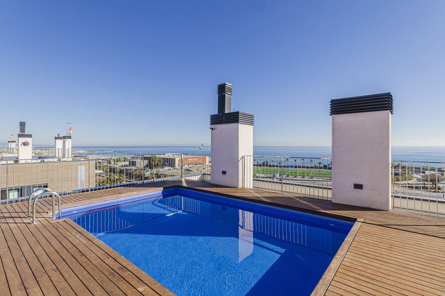 Practical apartment in first line of sea Poblenou