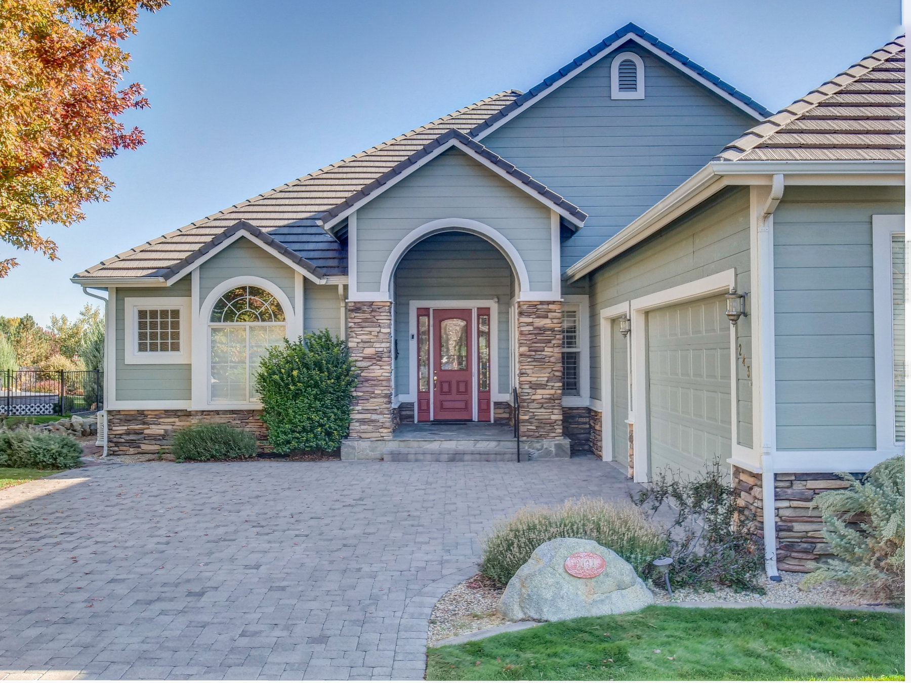 Single story home with 3 car garage in the Genoa Lakes Golf Course Neighborhood