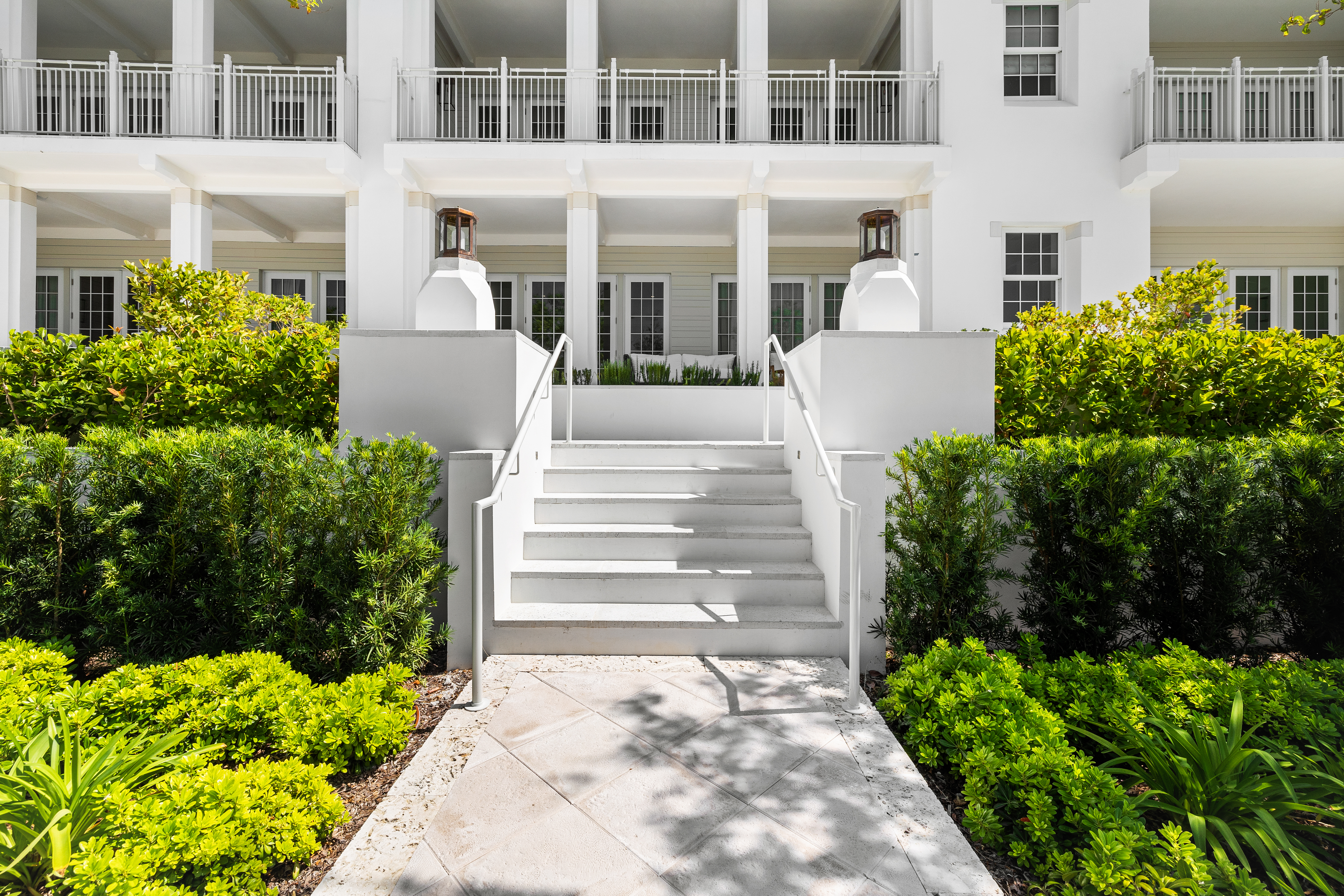 30A Living At Its Finest In This Luxurious Kaiya Condo