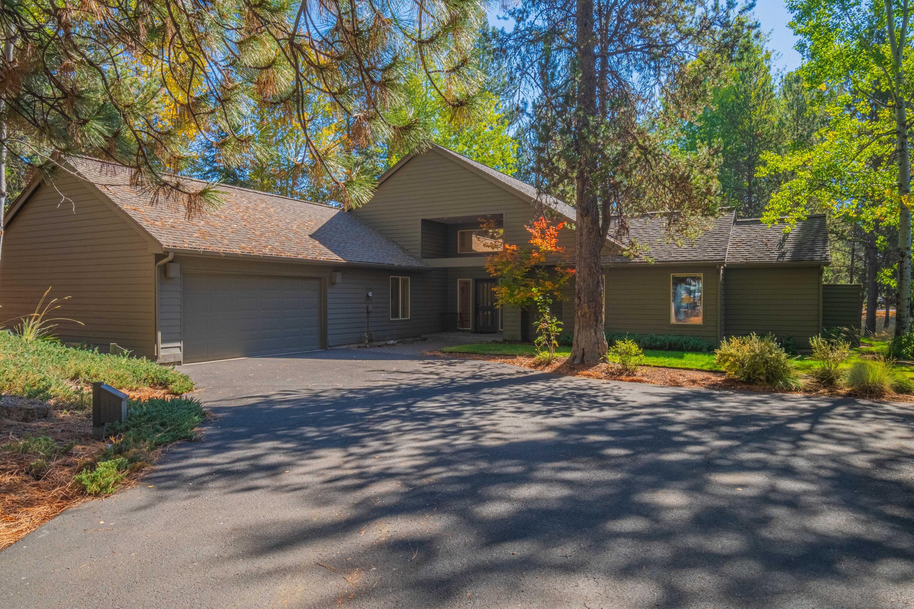 17749 Red Wing Lane Sunriver, OR 97707