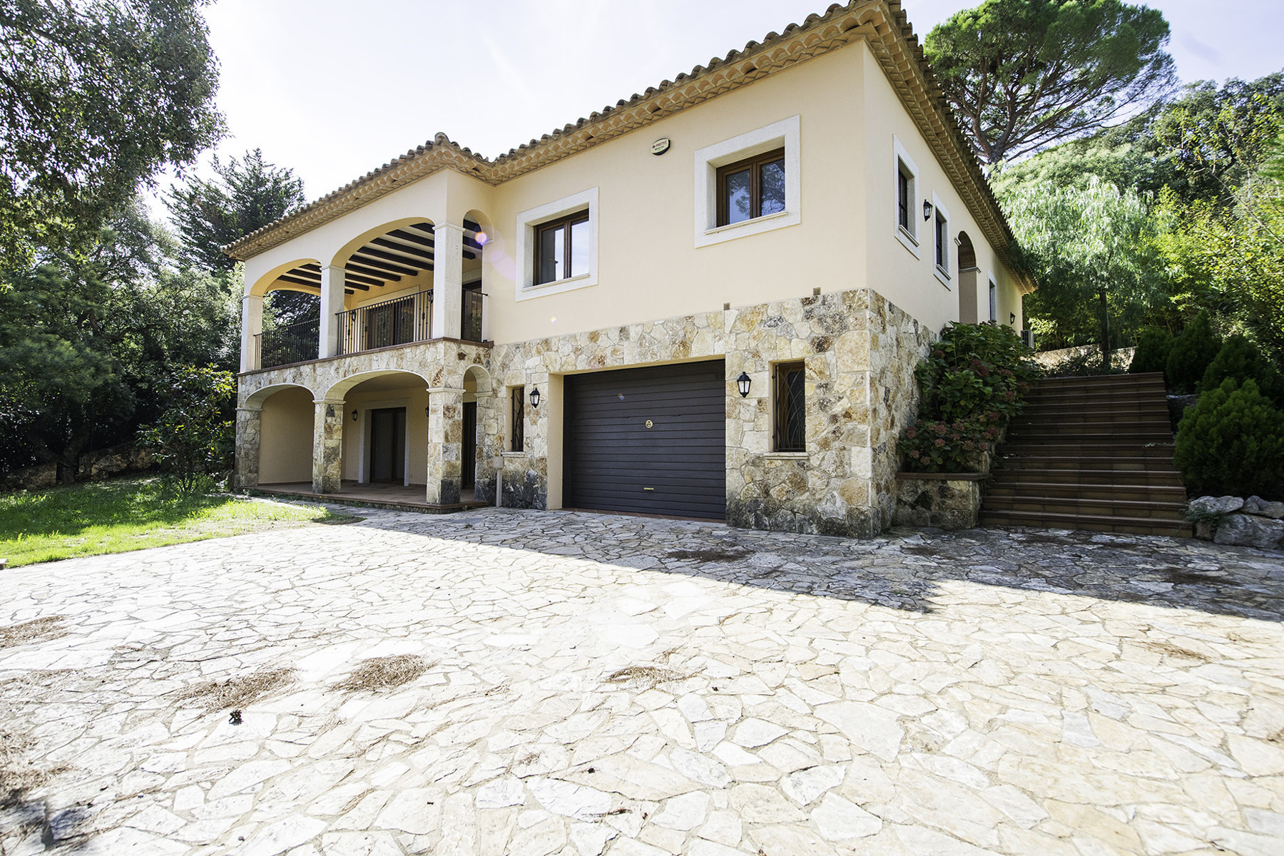 House in the urbanization Golf Costa Brava