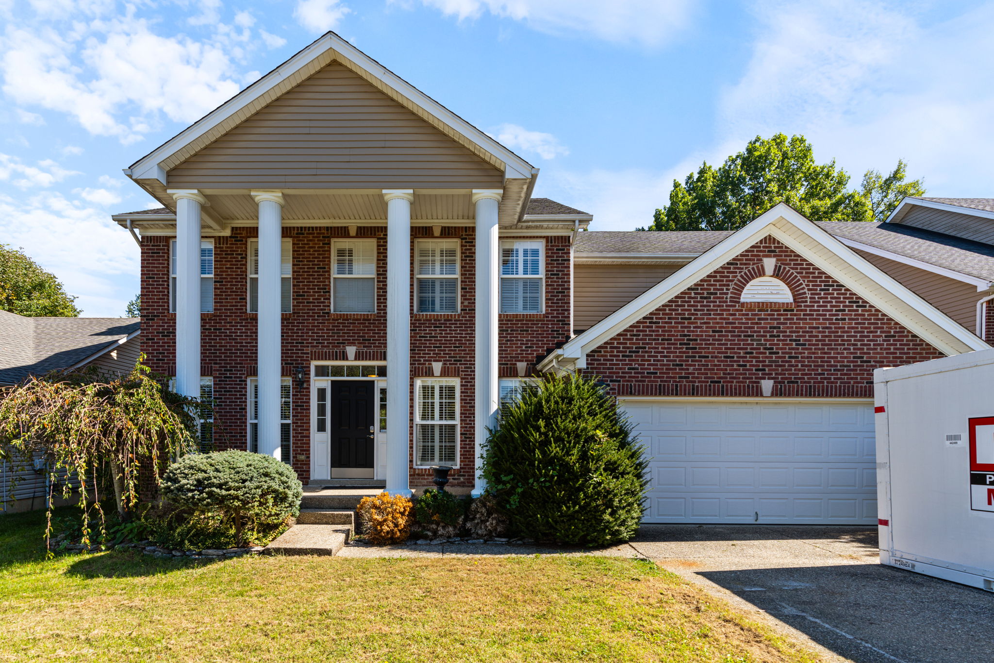 4021 Bolling Brook Drive, Louisville, KY 40299