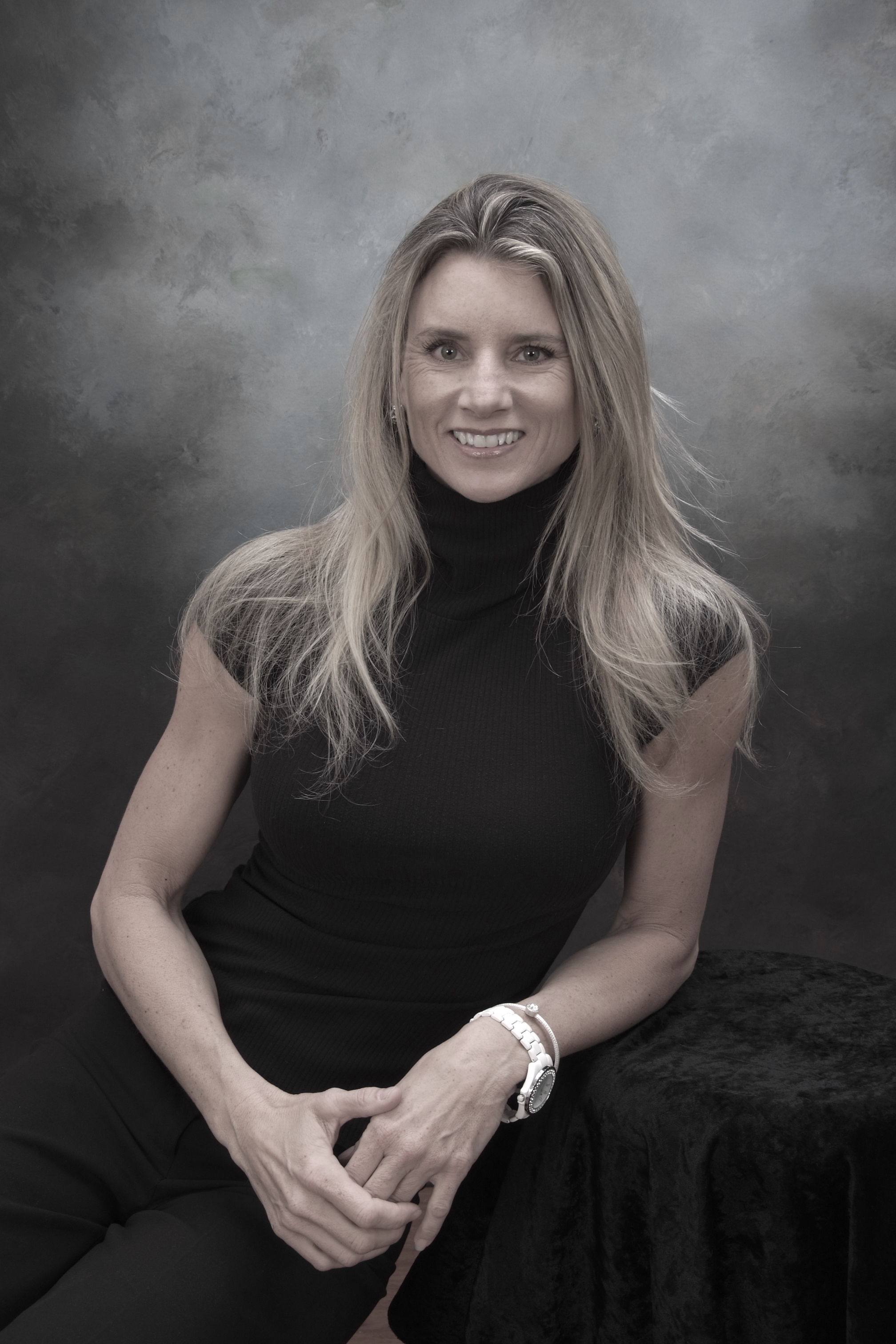 Leigh Ann Hella, USA Real Estate Agent CENTURY 21 Global