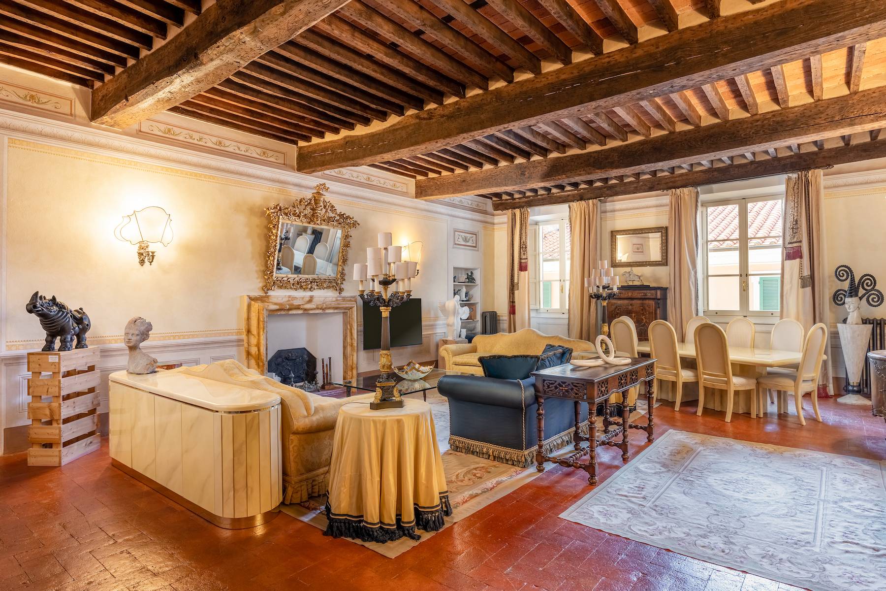 Elegant apartment in Pietrasanta