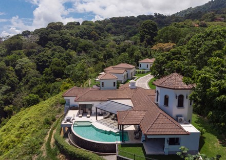 An Exquisite Luxury Estate in the Heart of Ballena