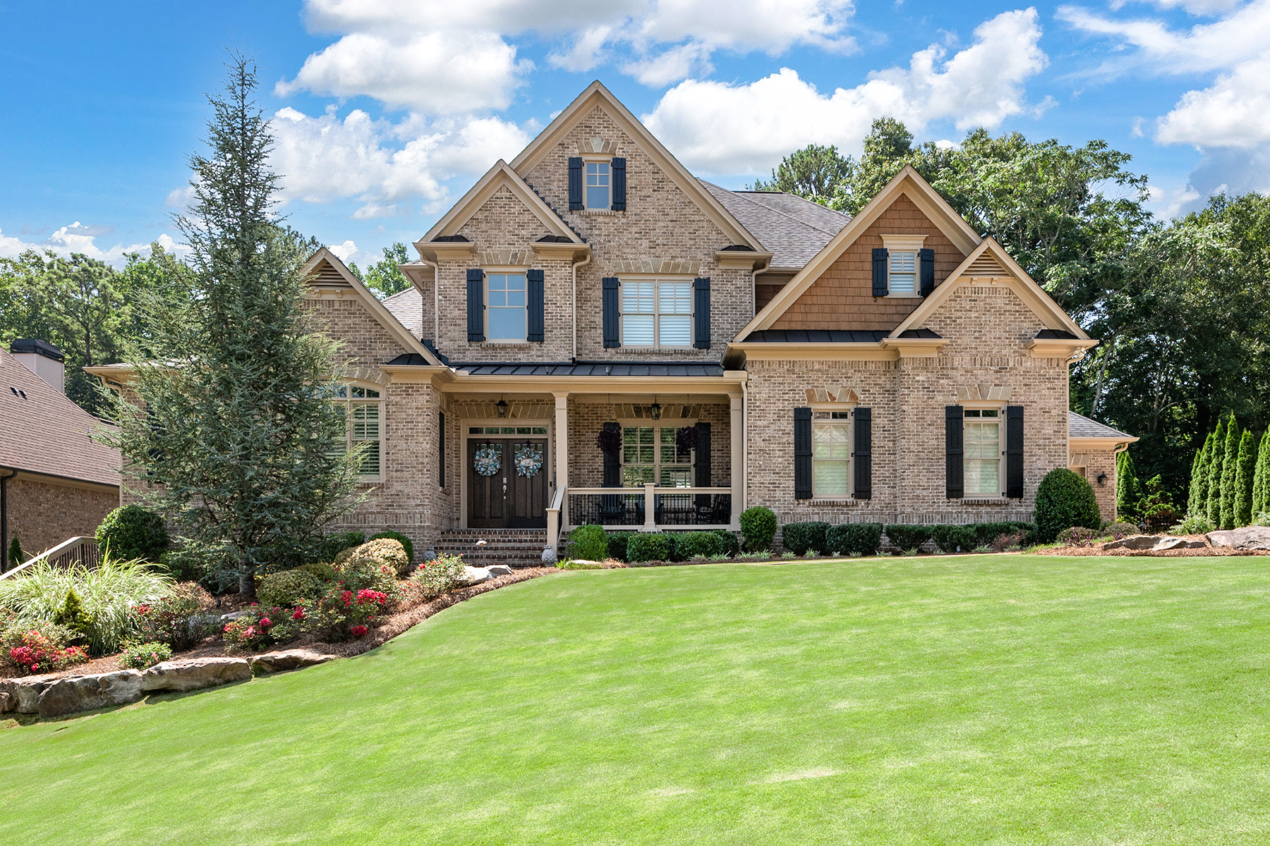 Elegant Home Meets Tranquil Luxury in Prime Marietta Location