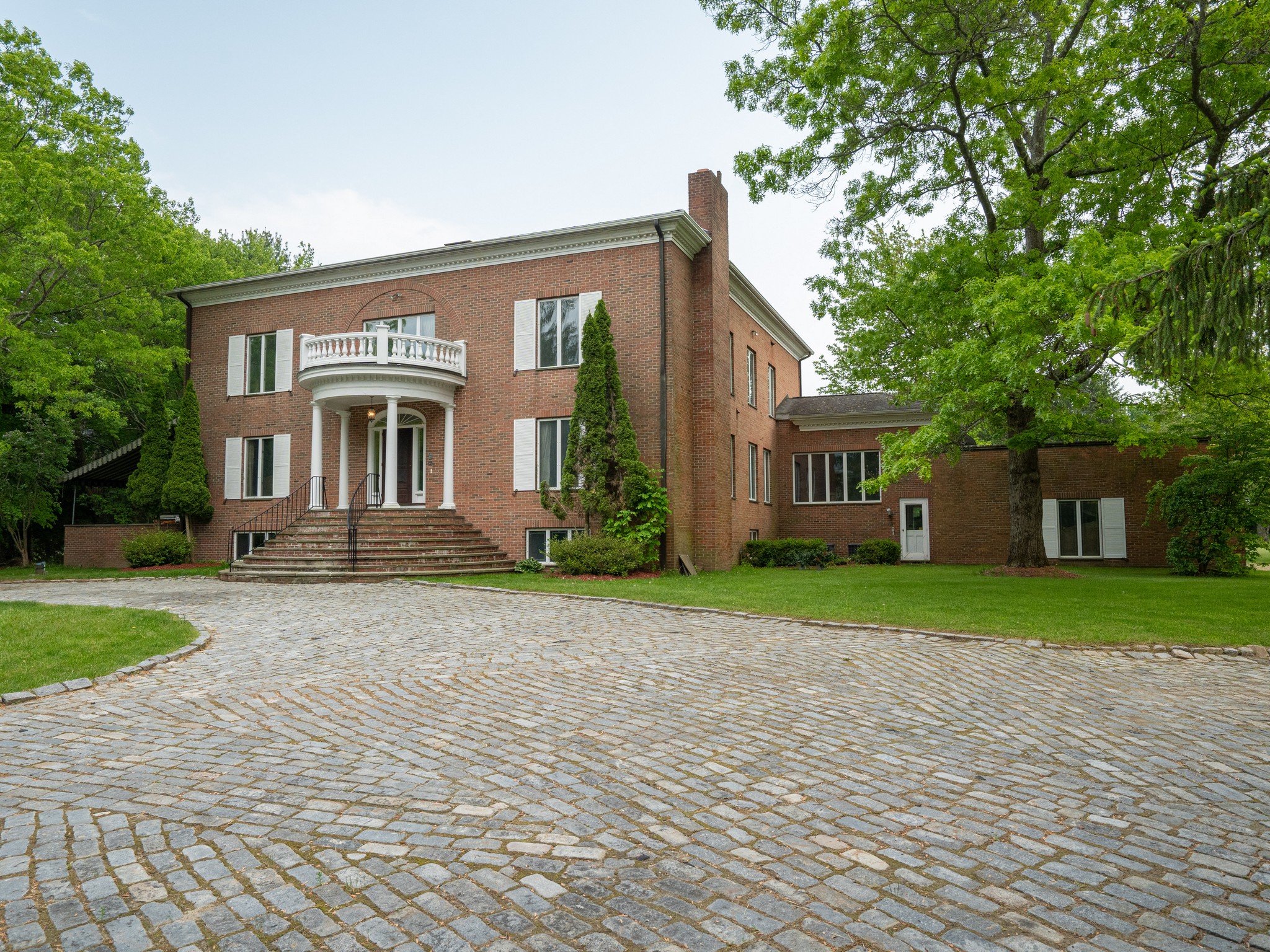 Stately Georgian Manor House