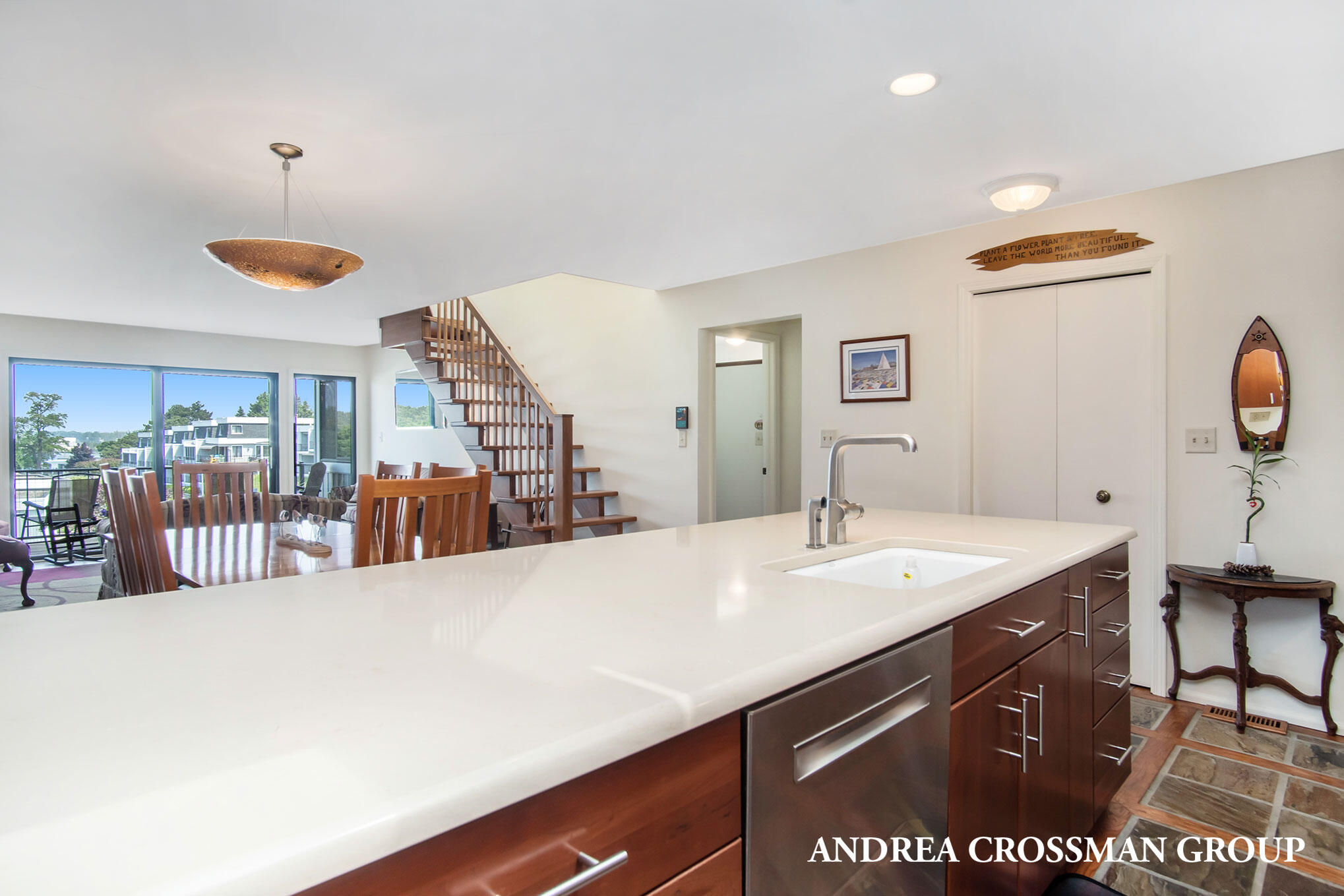 23 Sherman Ave, Grand Haven, MI 49417