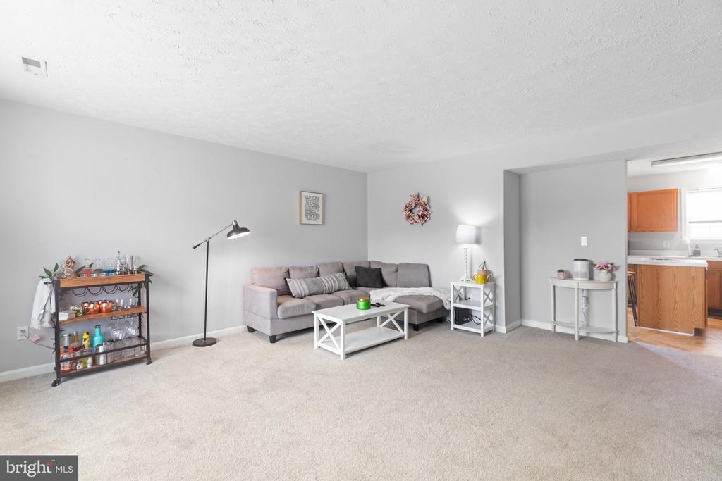 Coventry Creek Dr, Fredericksburg, VA 22408 #1