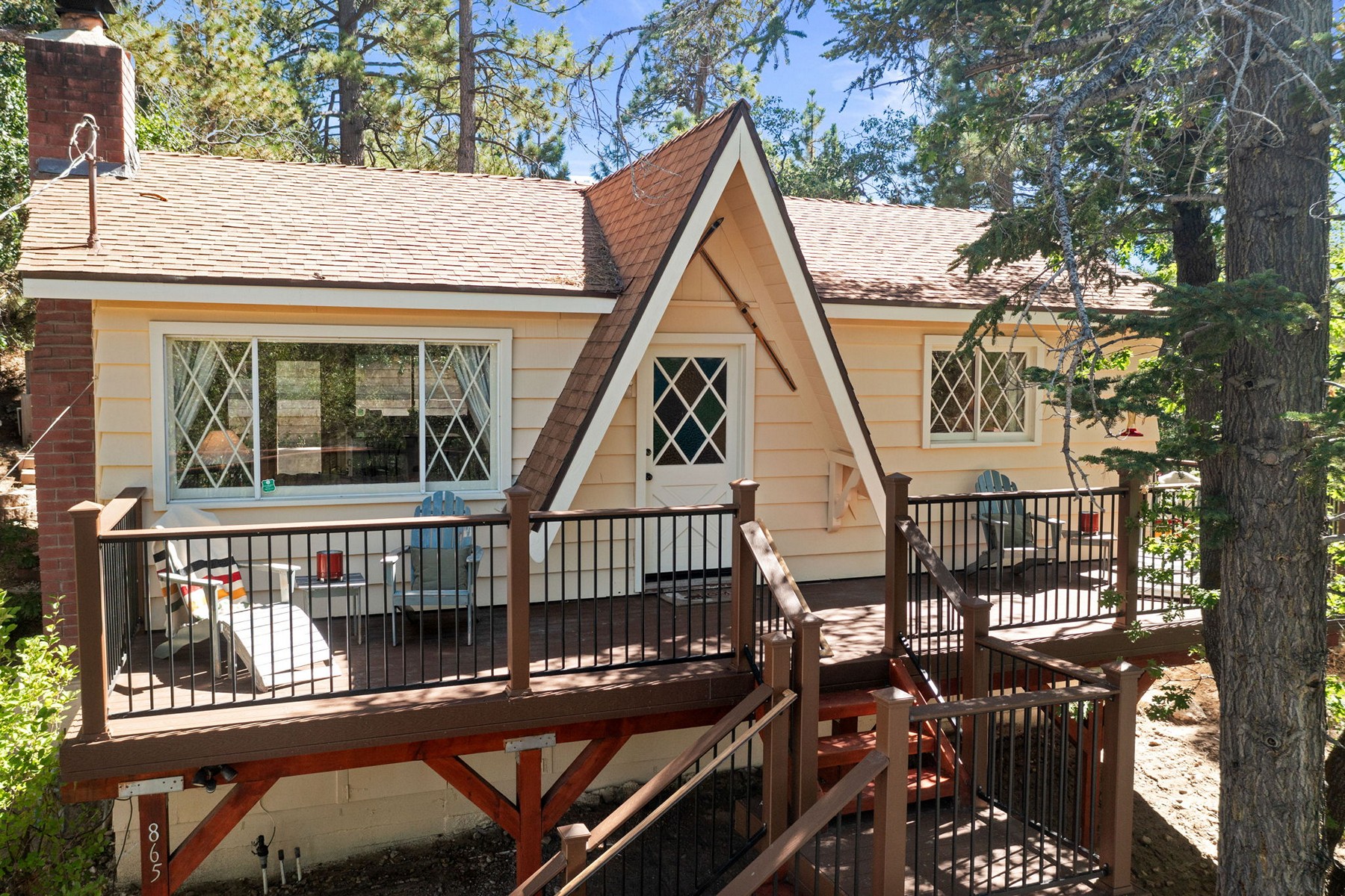 865 Villa Grove Ave, Big Bear Lake, CA 92315