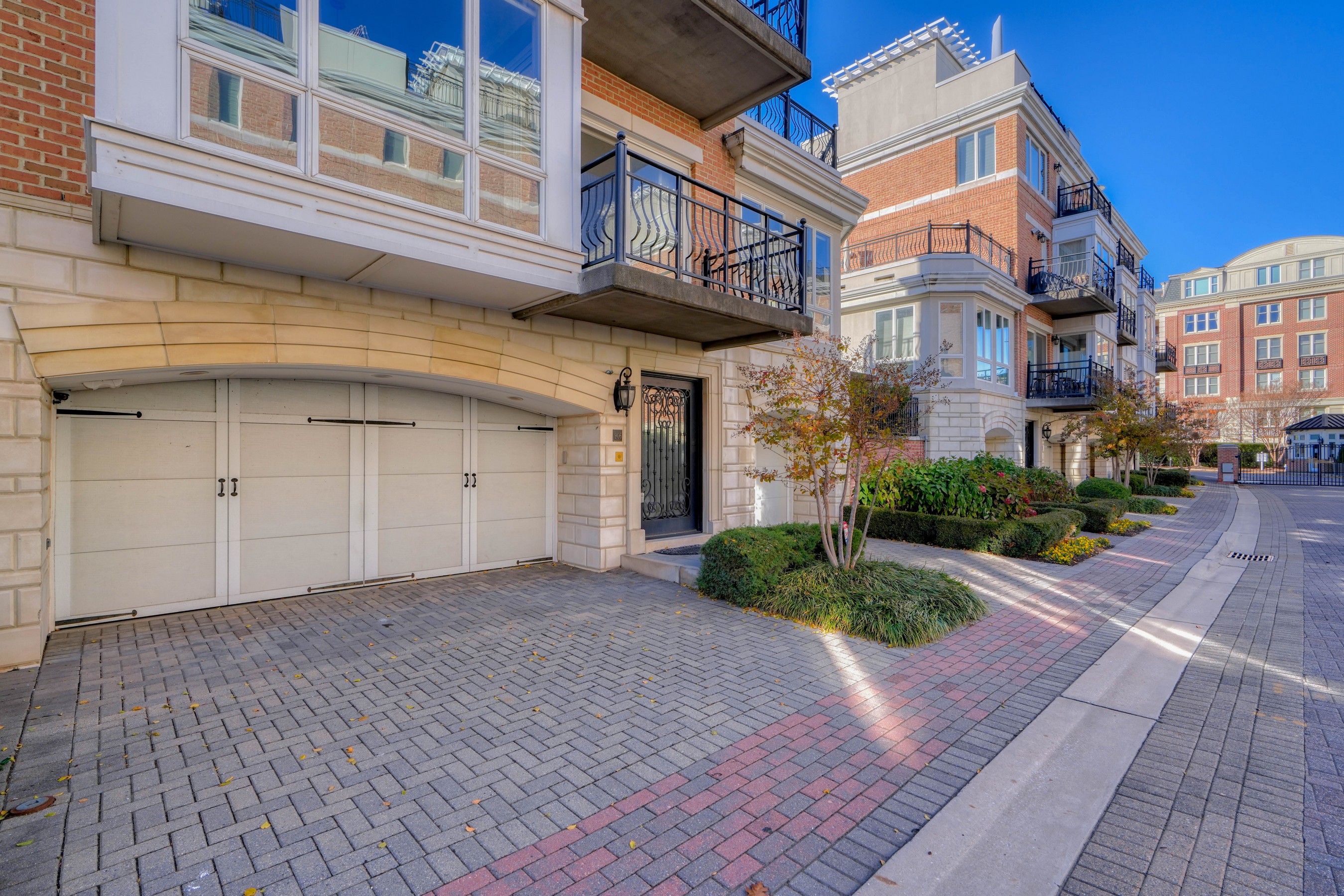 Craftsman Townhouse at Pier Homes