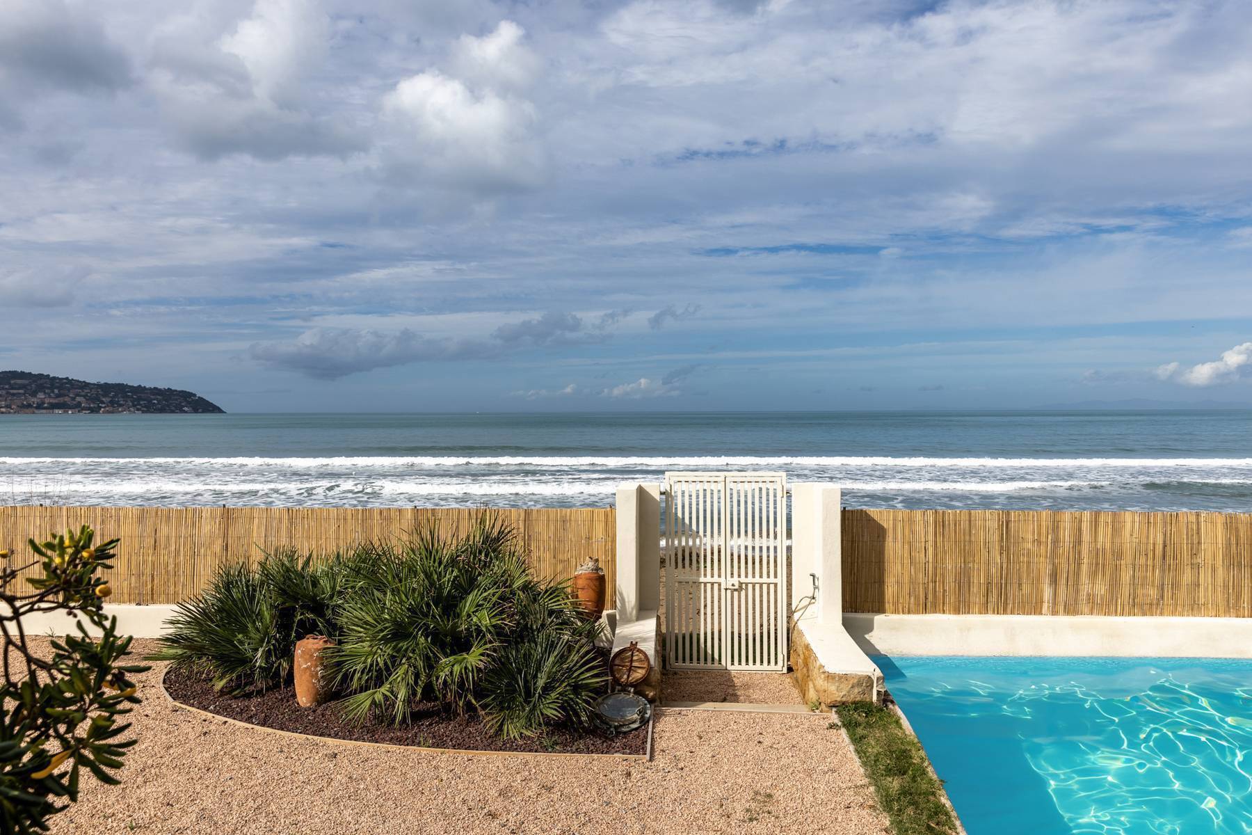 Argentario: exclusive villa with direct access to the sea