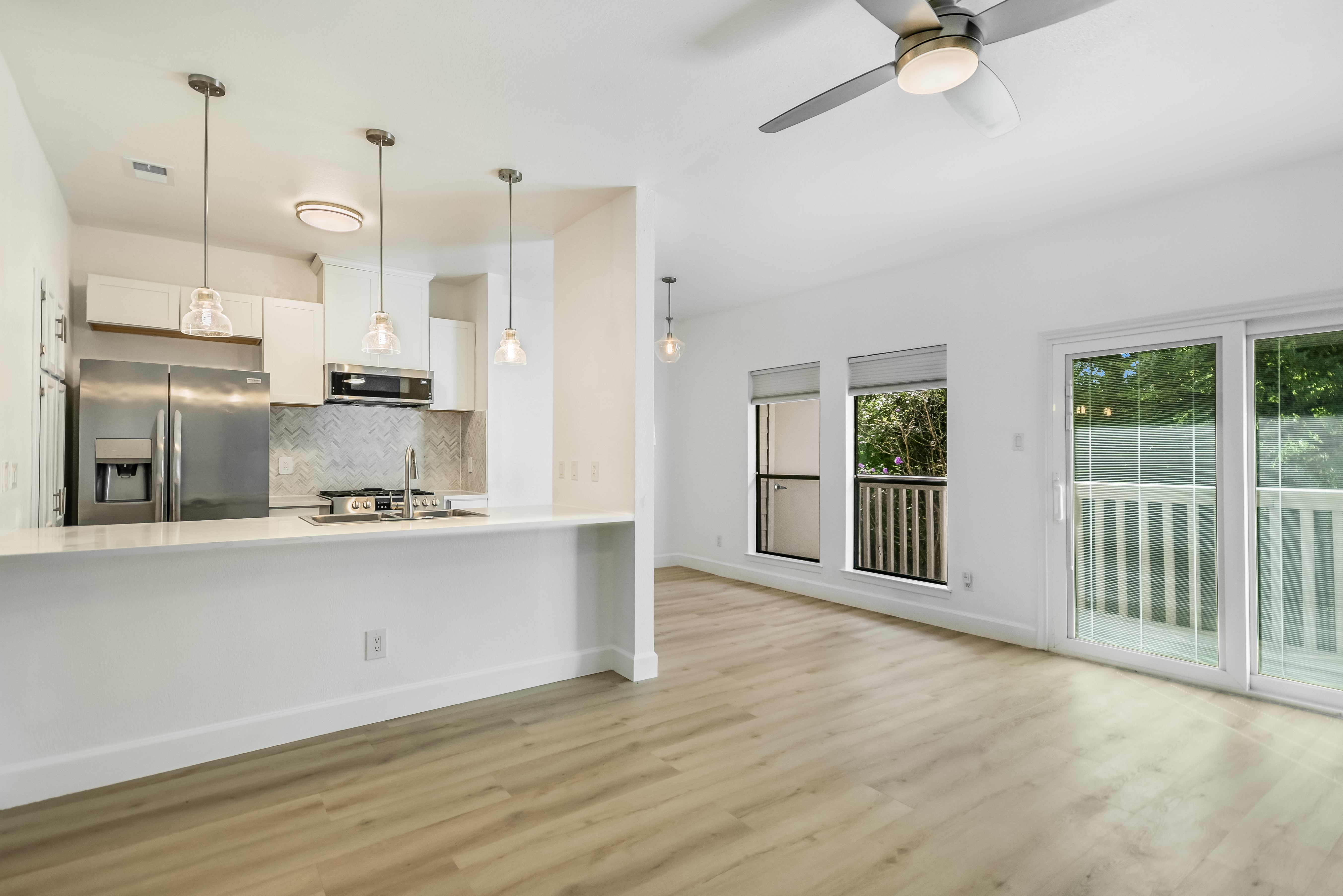 Renovated In Dry Creek - Central Austin Condo