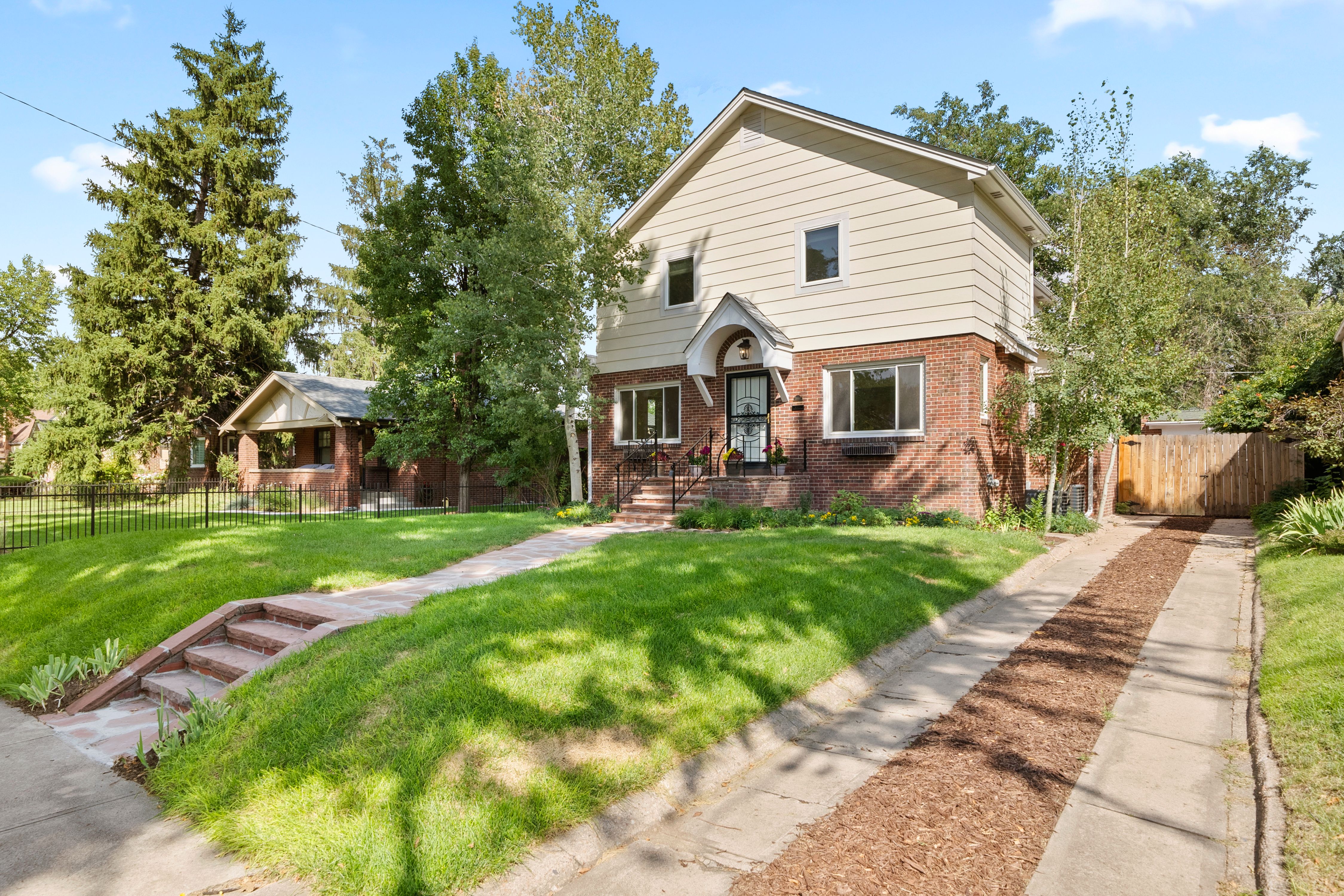 2044 Ivy Street,Denver, CO, 80207