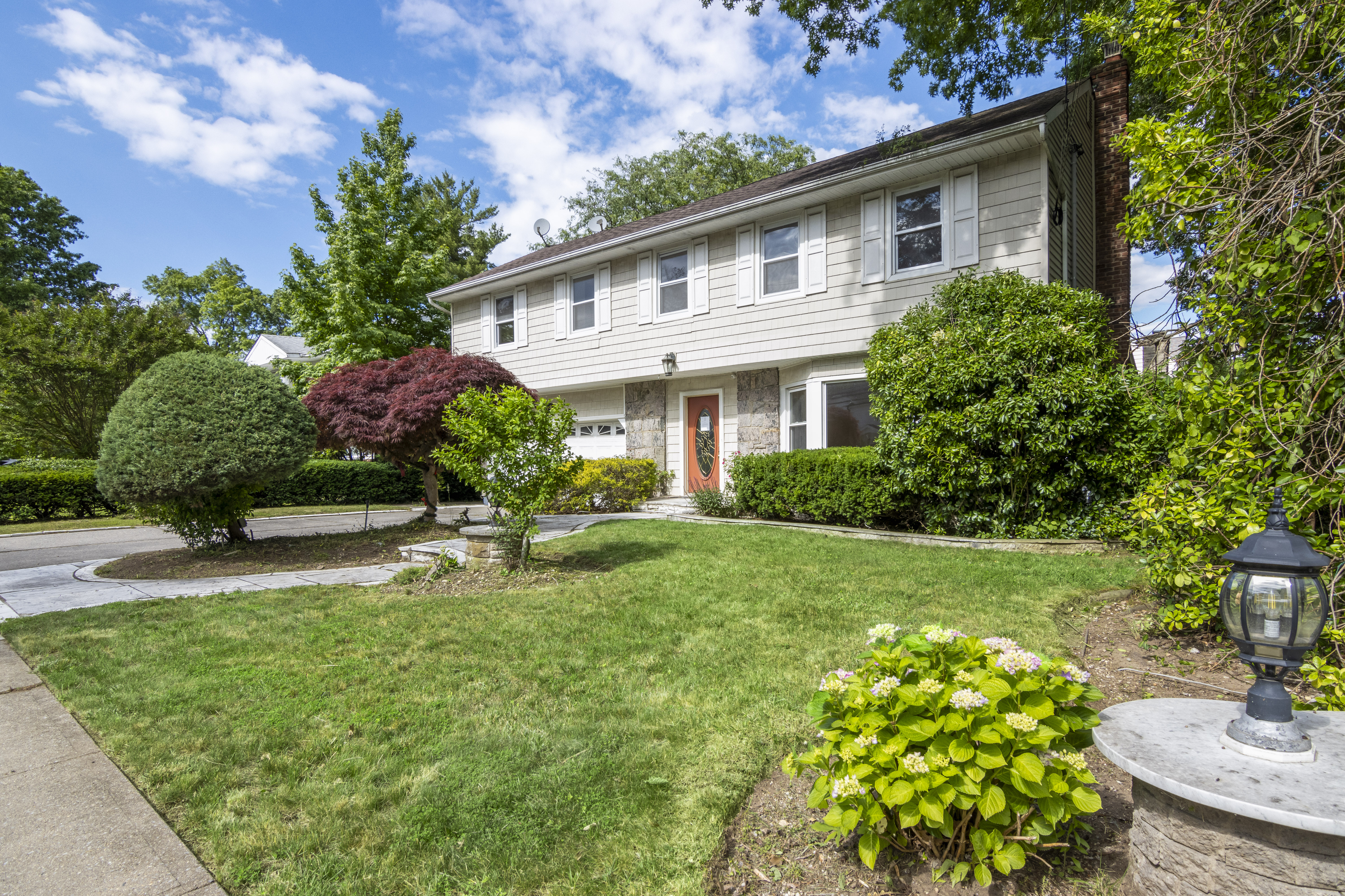 534 Ellison Avenue,Westbury, NY, 11590