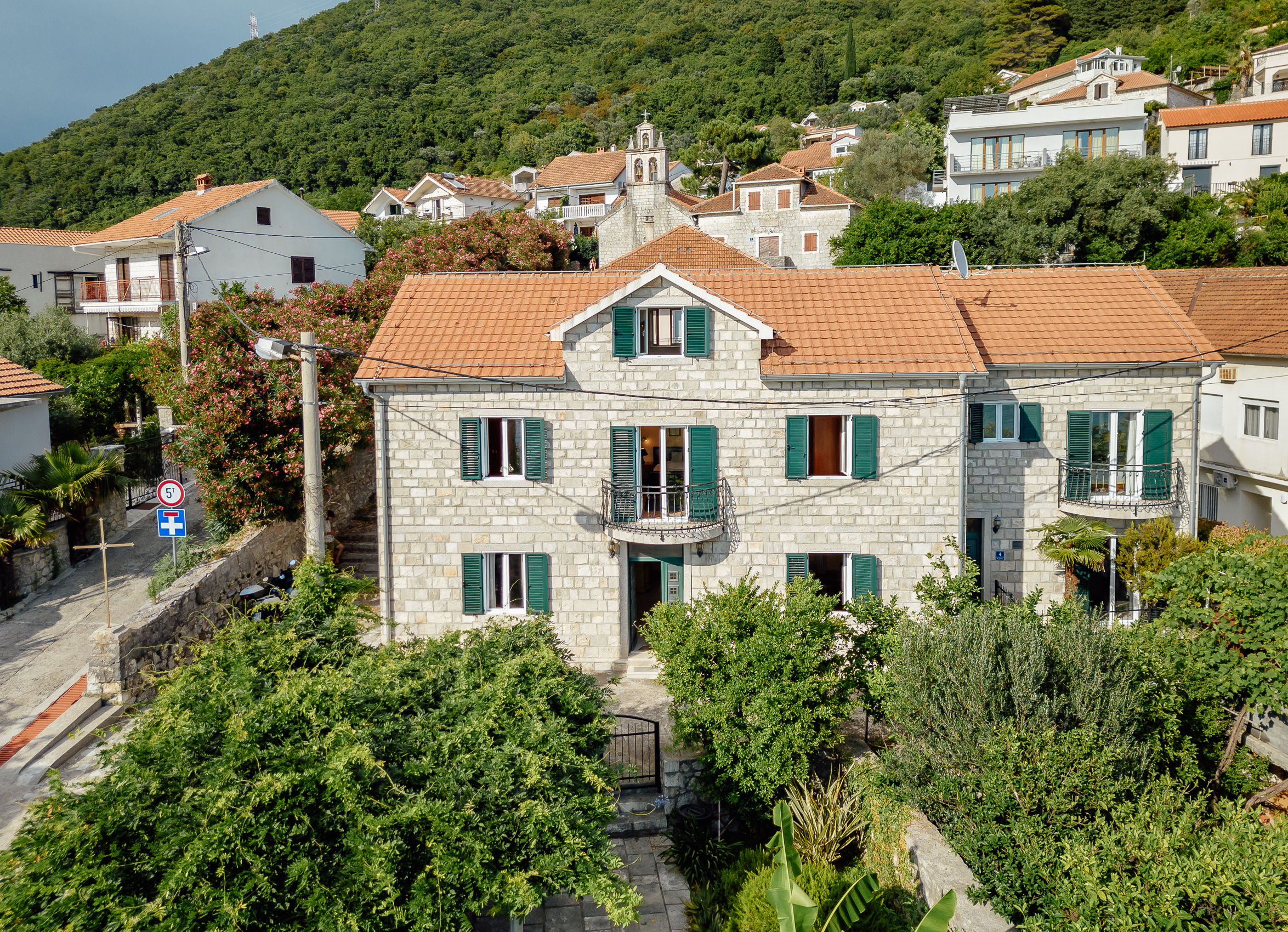 Authentic Stone Villa Lepetane