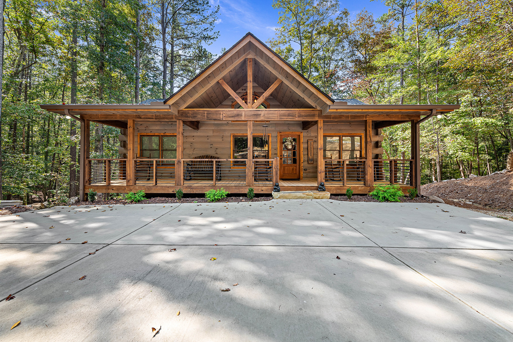 Beautiful Mountain Retreat On An Acre In Gilmer County