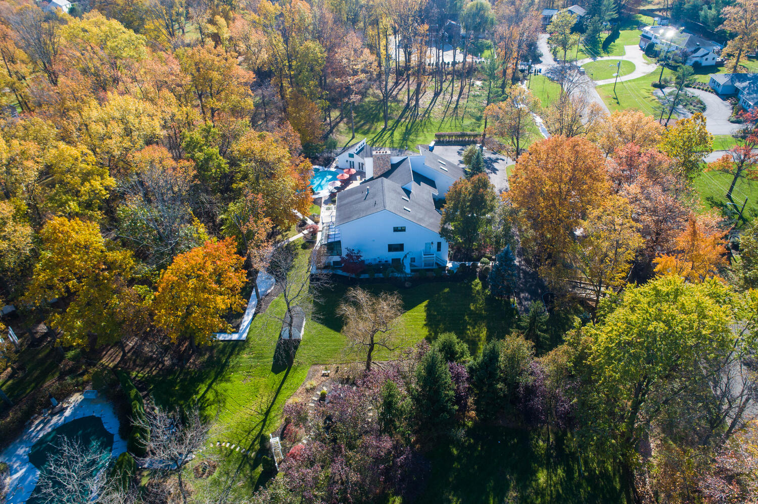 12 Parson Pl, Colonia, NJ 07067