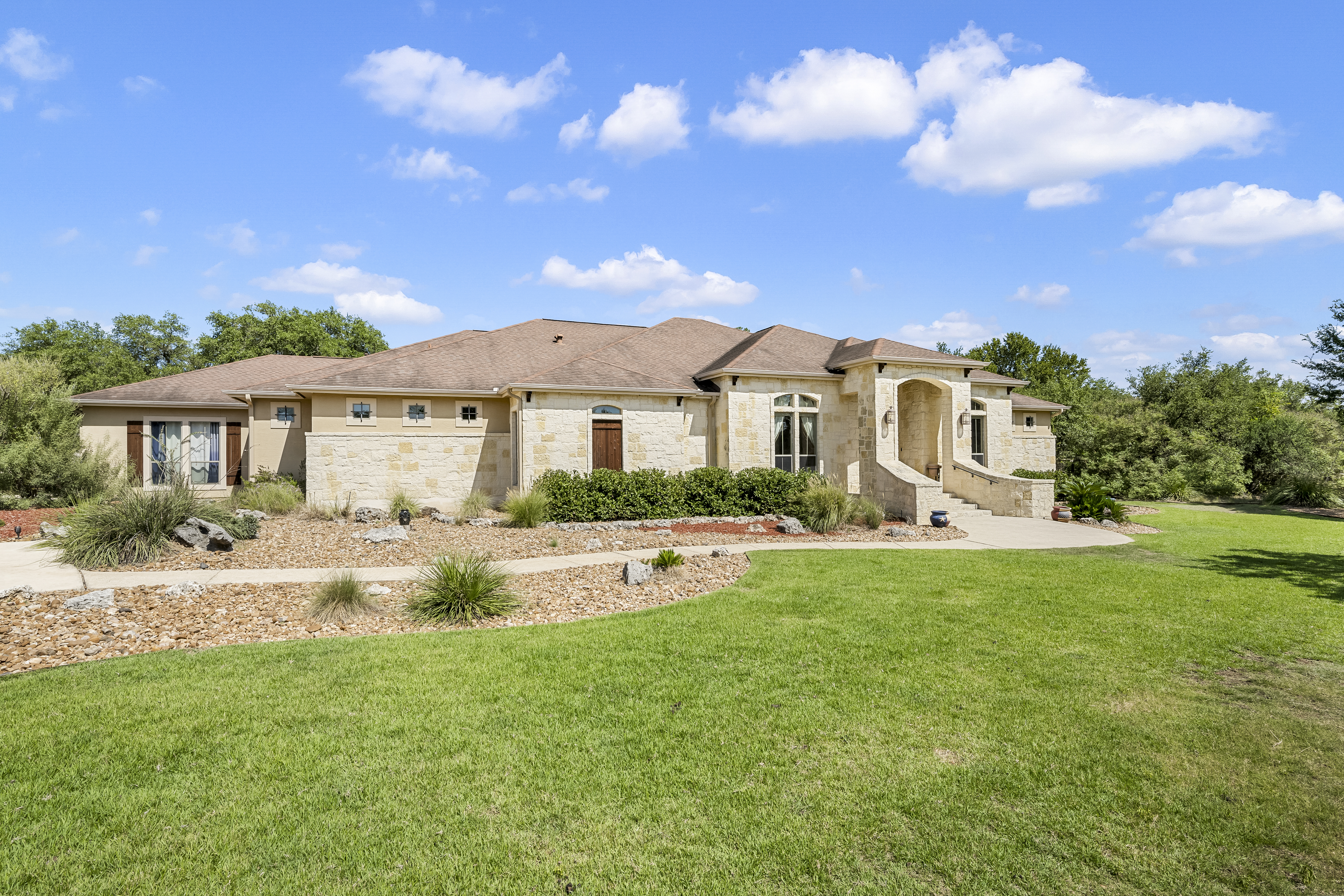 31957 Scarteen, Fair Oaks Ranch, TX 78015