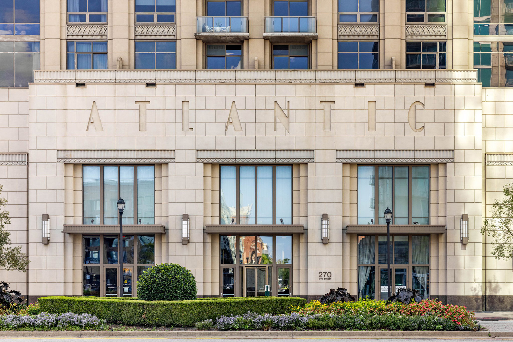 Stunning Condo in the Heart of Atlantic Station