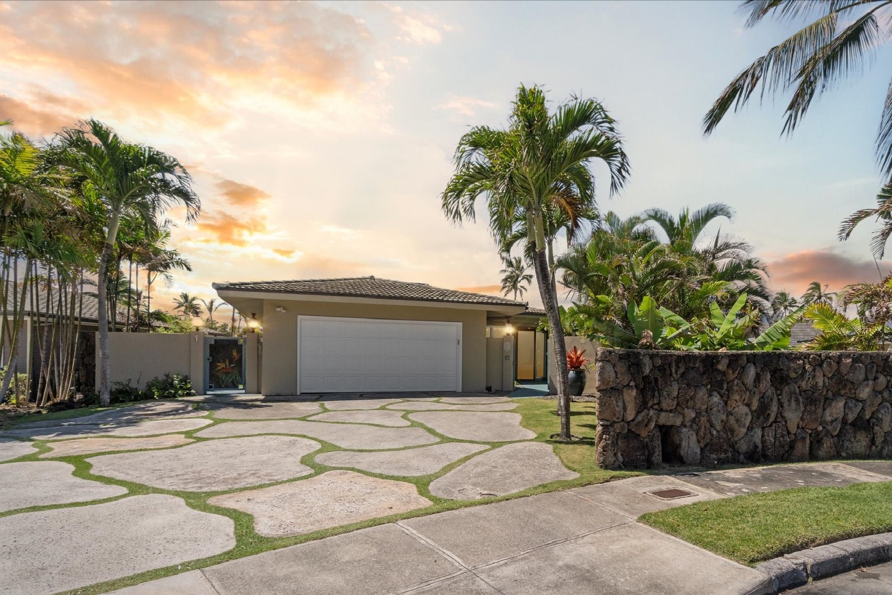 Relaxed Kailua Beach Lifestyle