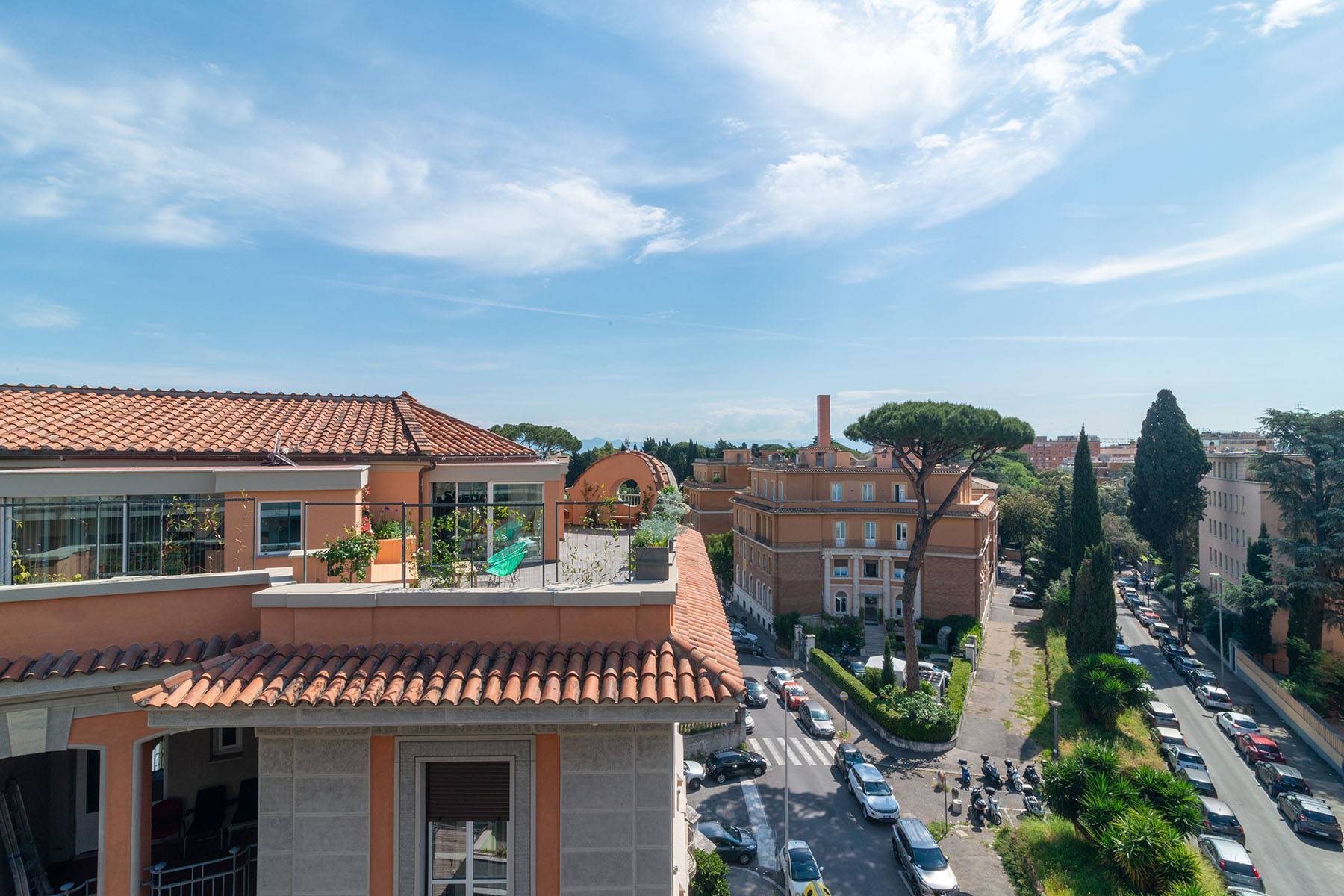 Luxury penthouse a stone's throw from Villa Torlonia