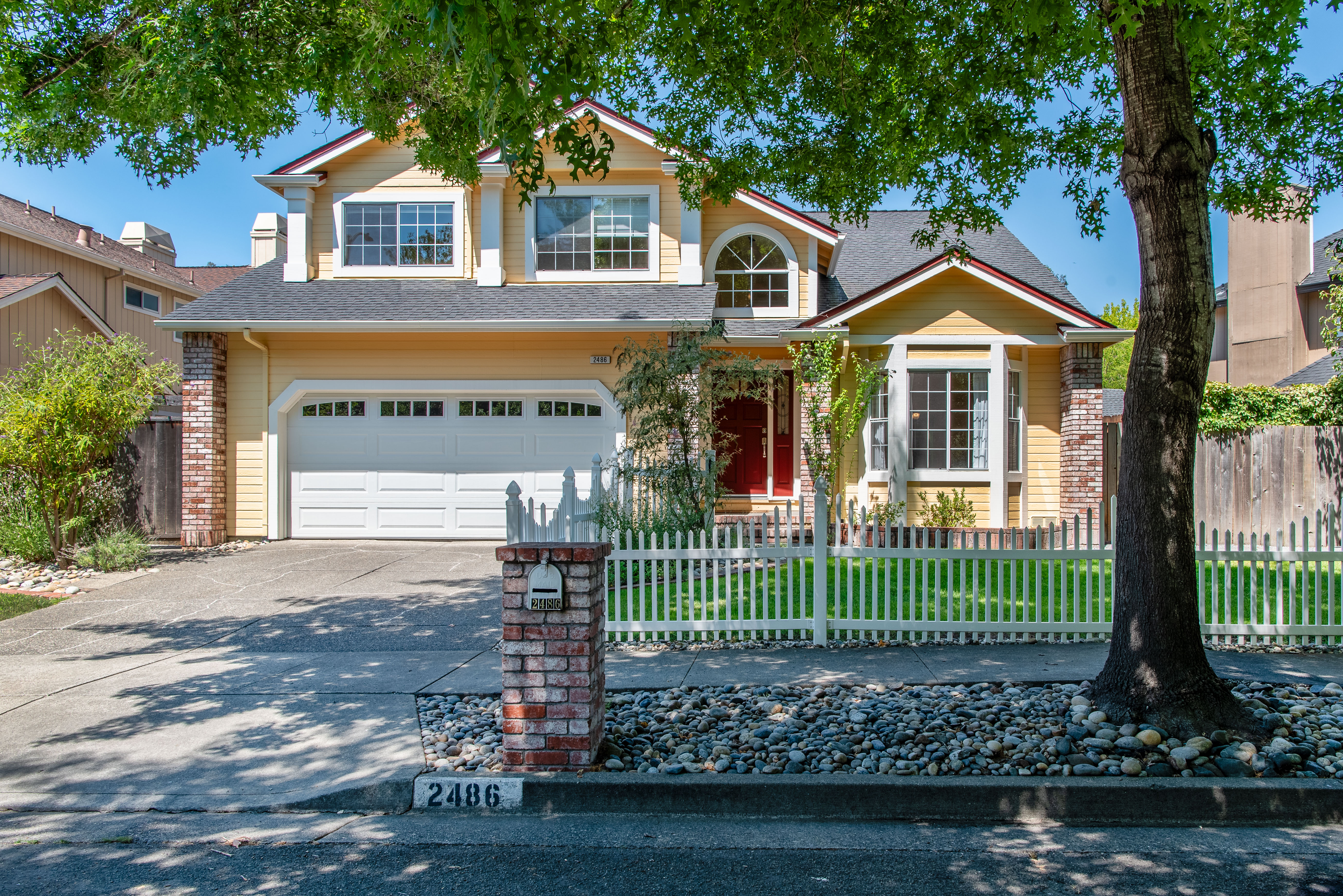 2486 Creek Meadow Drive, Santa Rosa, CA 95404