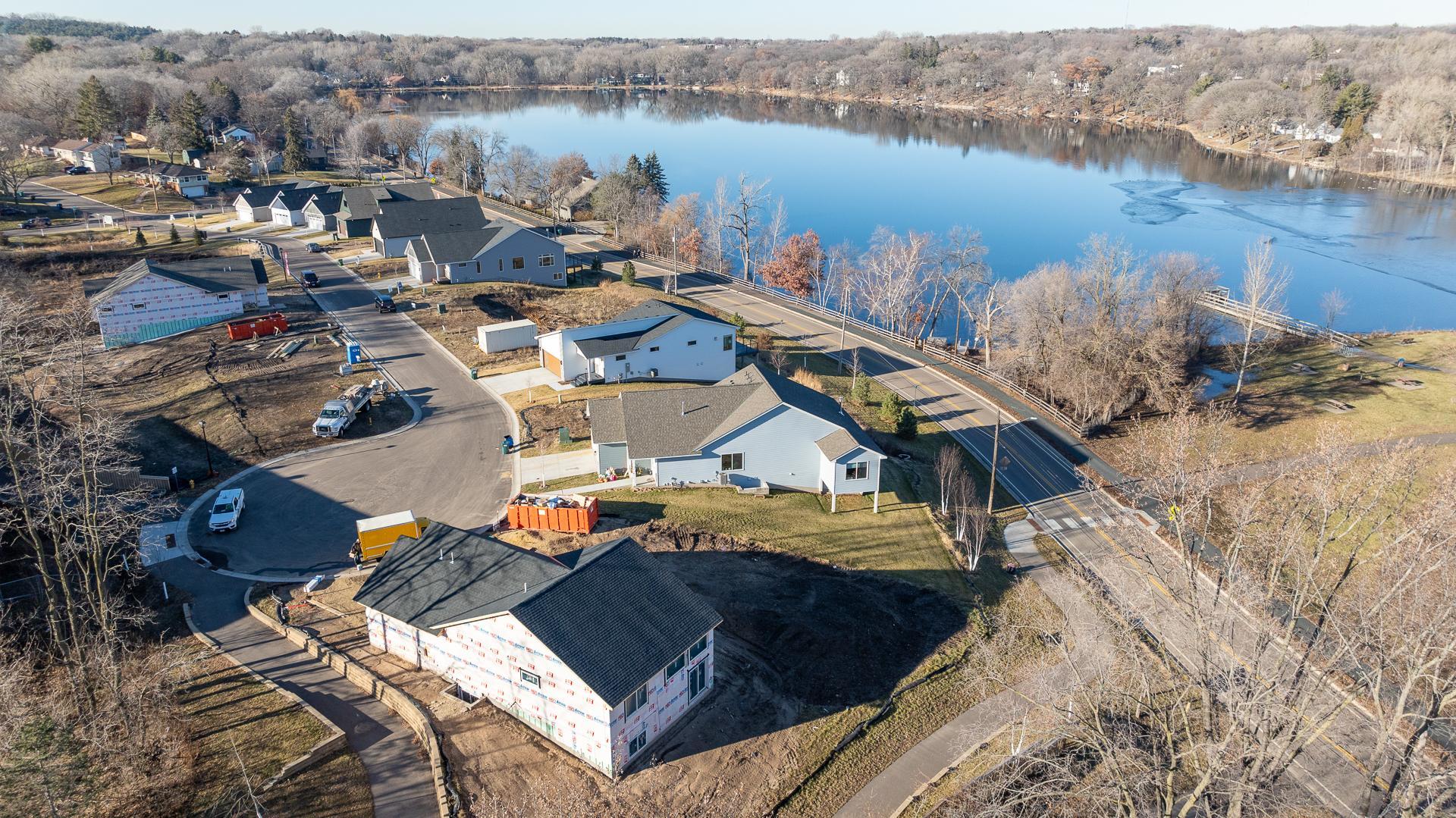 261 McCarrons Pl, Roseville, MN 55113