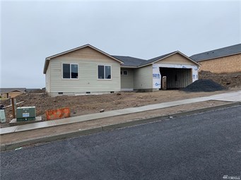 Bonneville St, Moses Lake, WA 98837