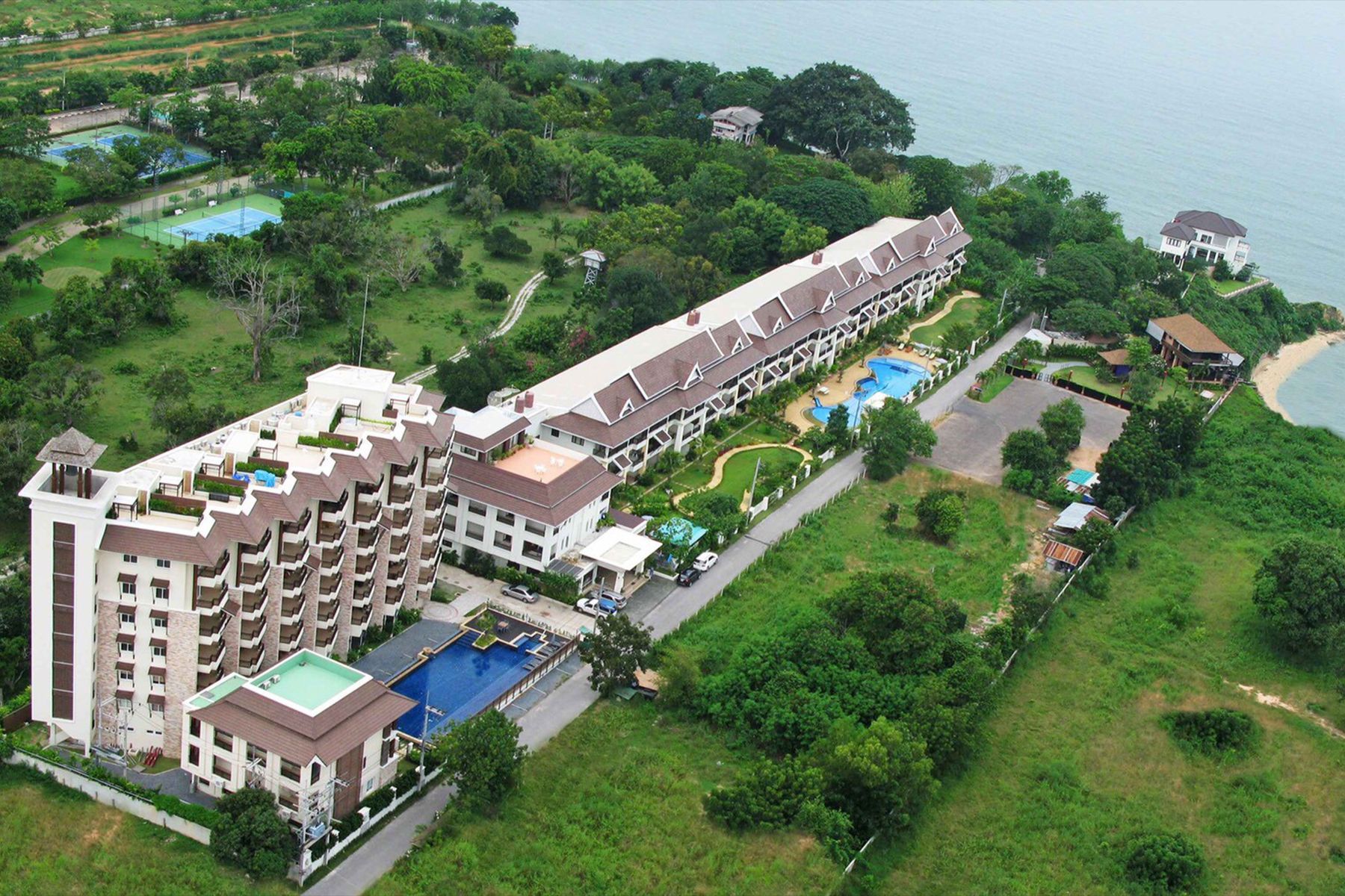 Sunrise Beach Resort and Residence