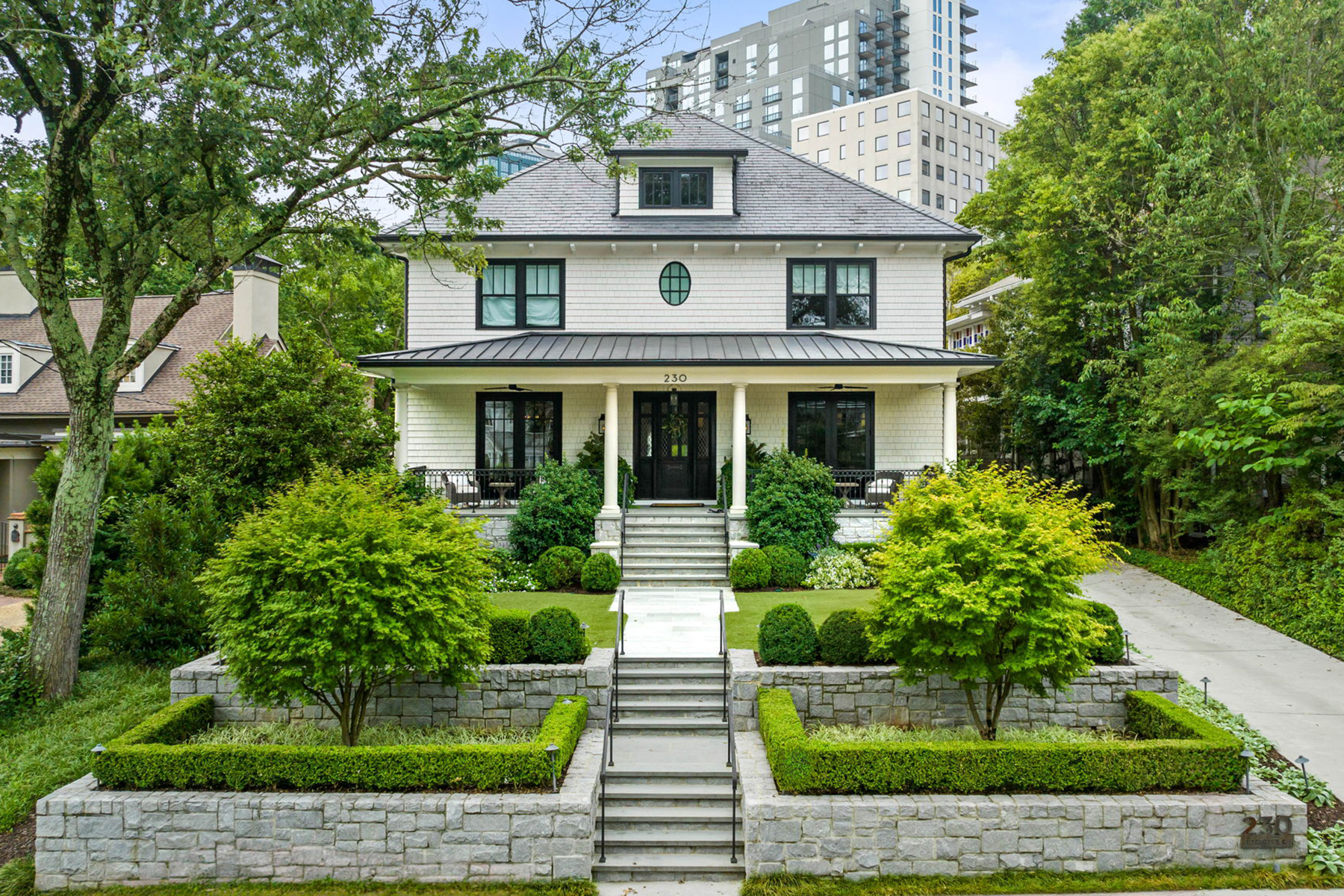 Resplendent Traditional-Style Home In Sought-After Ansley Park