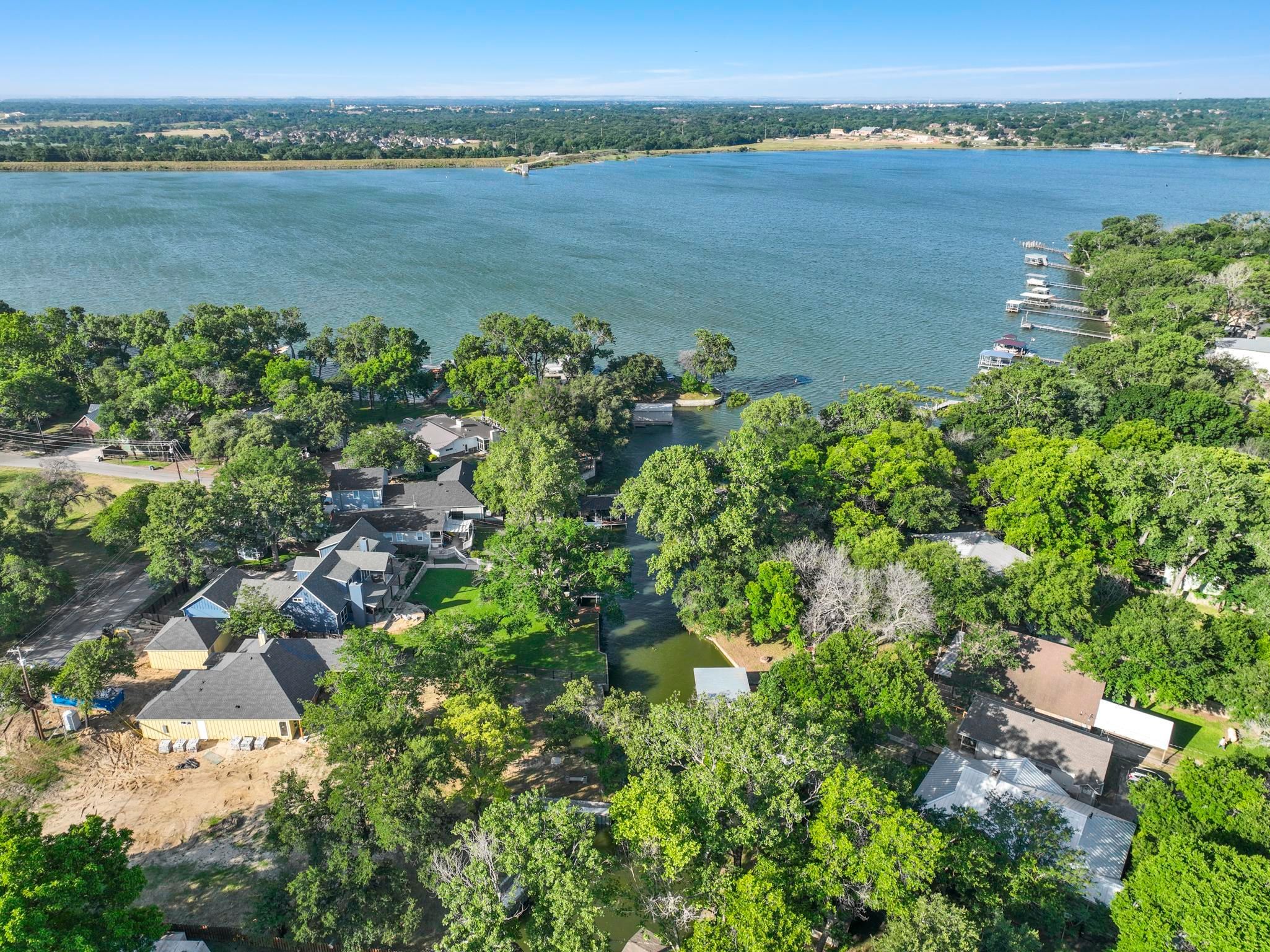 Large Lot on Lake Weatherford