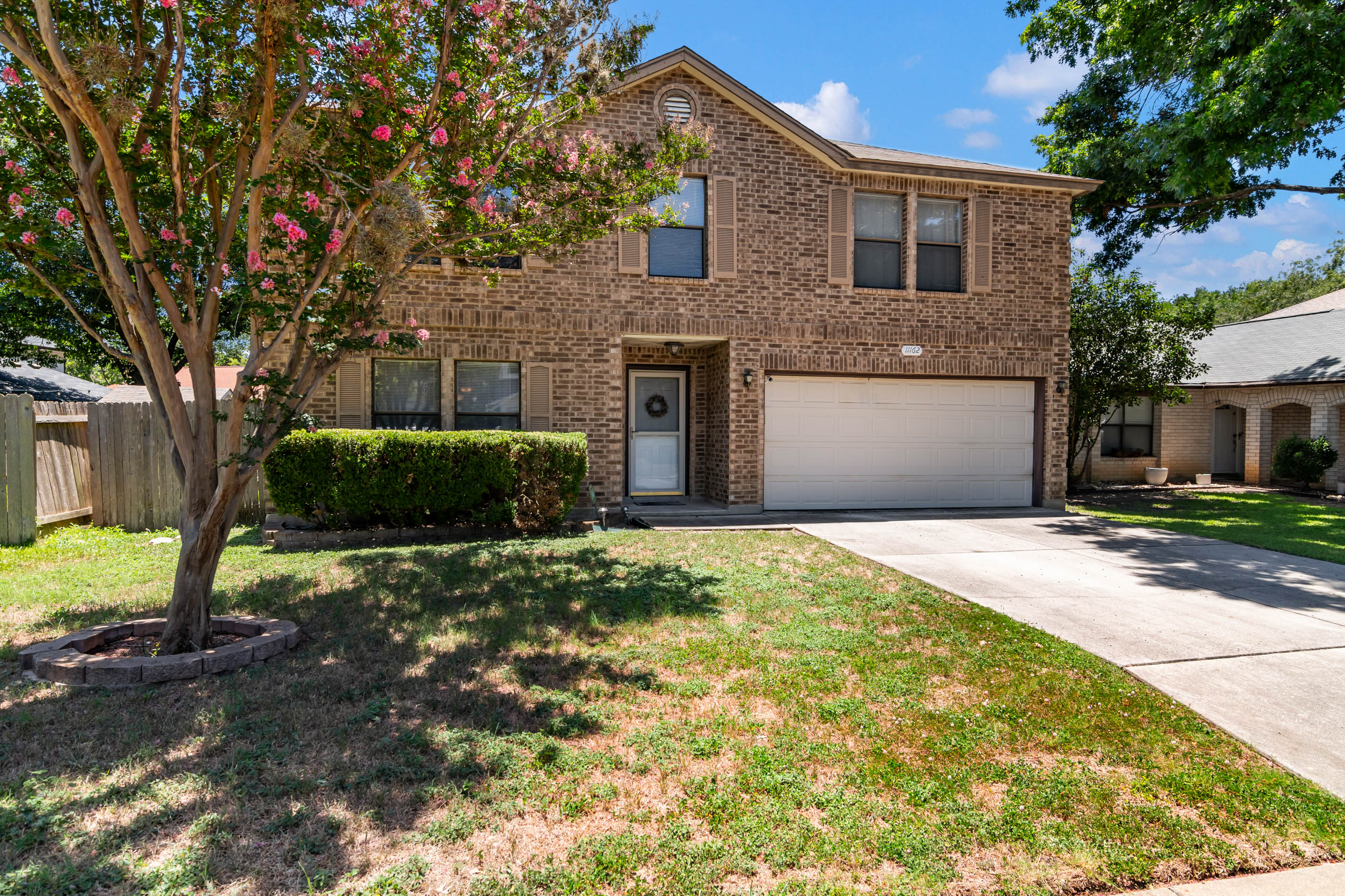 11162 Moonlit Park, San Antonio, TX 78249