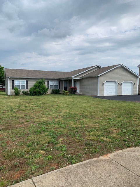 Kenlee Cir, Bowling Green, KY 42101