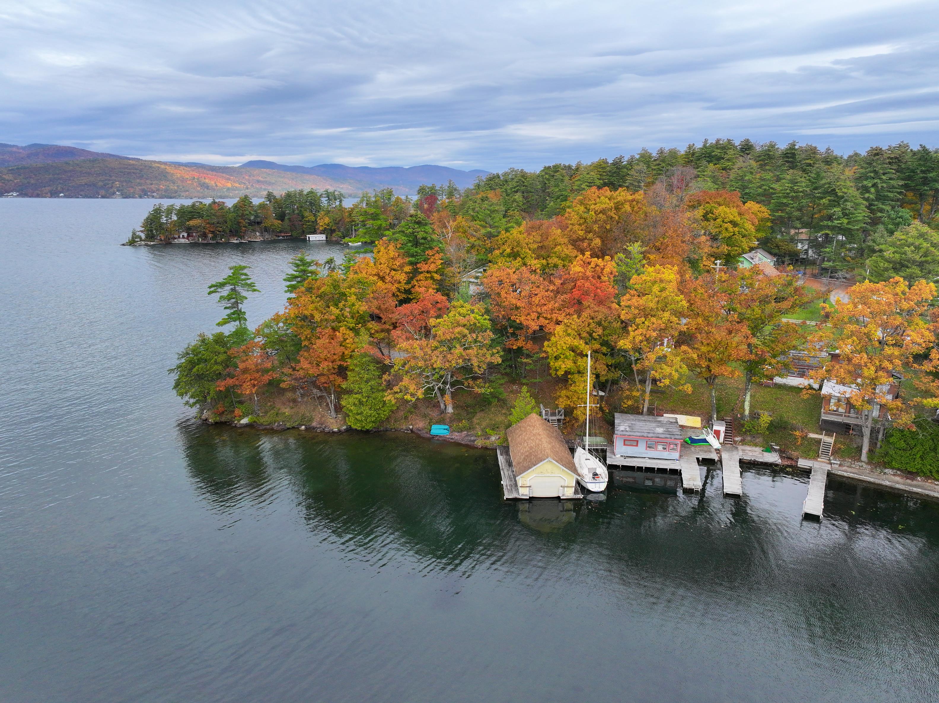 4211 Link Way, Putnam Station, NY 12861 Robb Report