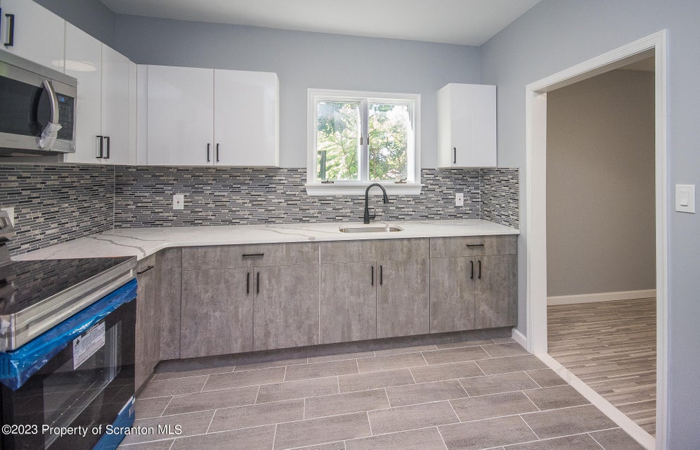 Maple Ave, Carbondale, PA 18407 #1