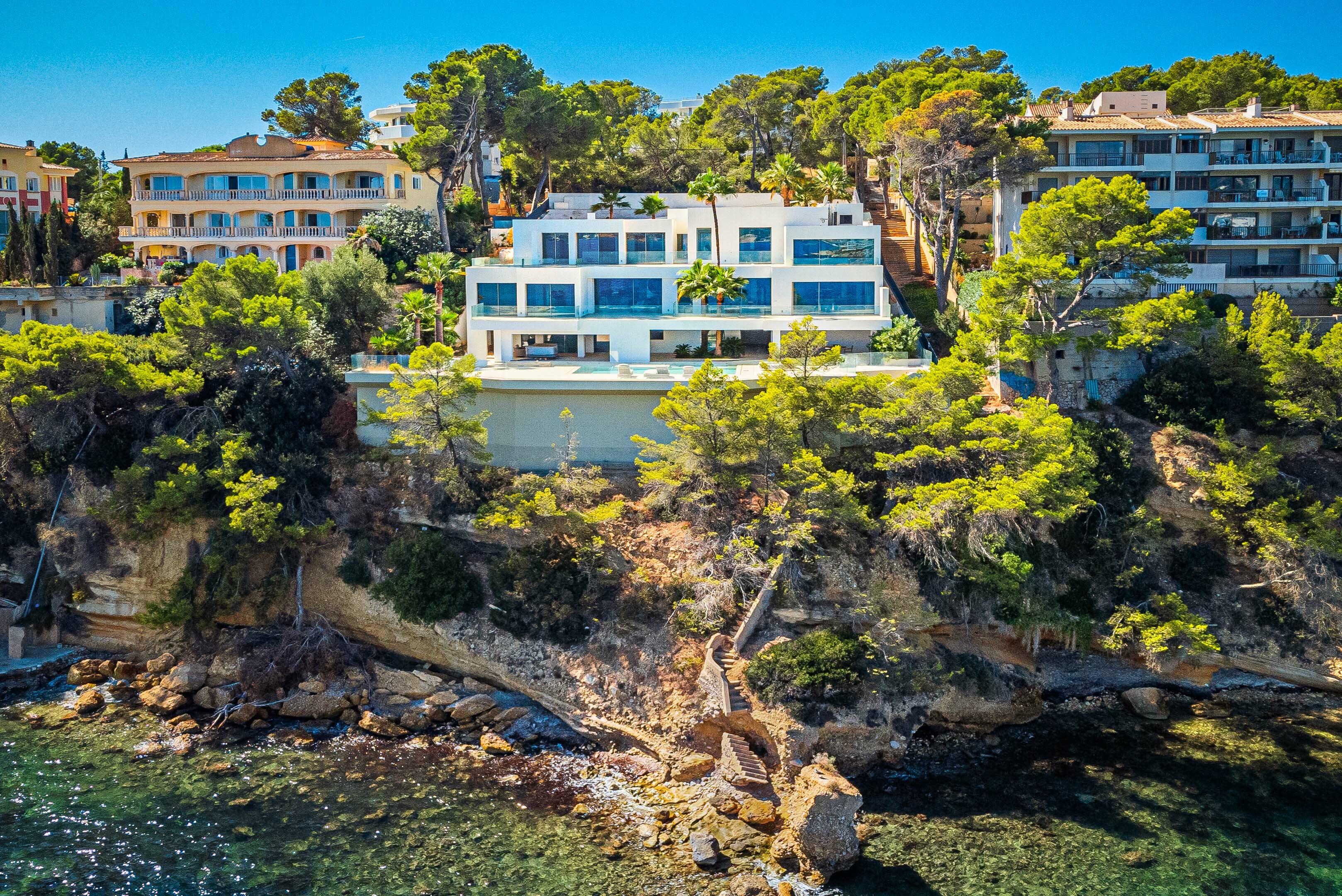 Luxury Seafront Villa in Cala