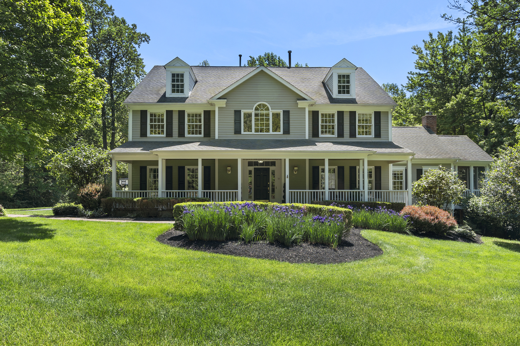 Impeccable Front Porch Colonial in Desirable Brookrace Neighborhood