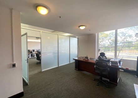 Offices in Sabana Sur: Ideal Investment Opportunity or Own Office