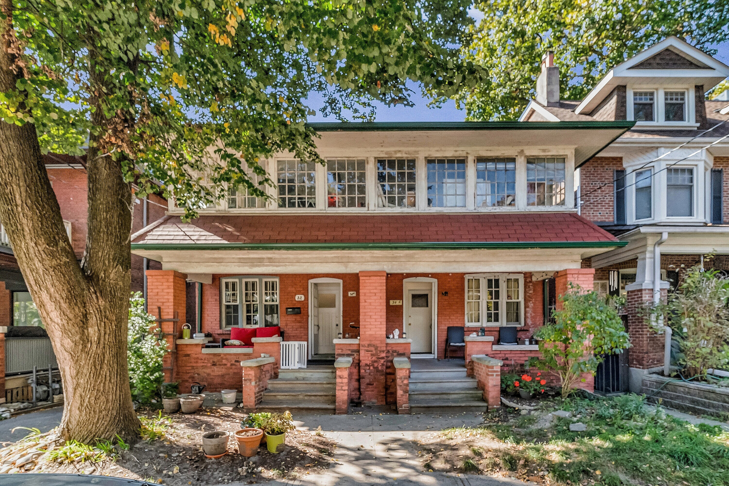 Dual Duplex In The Beaches