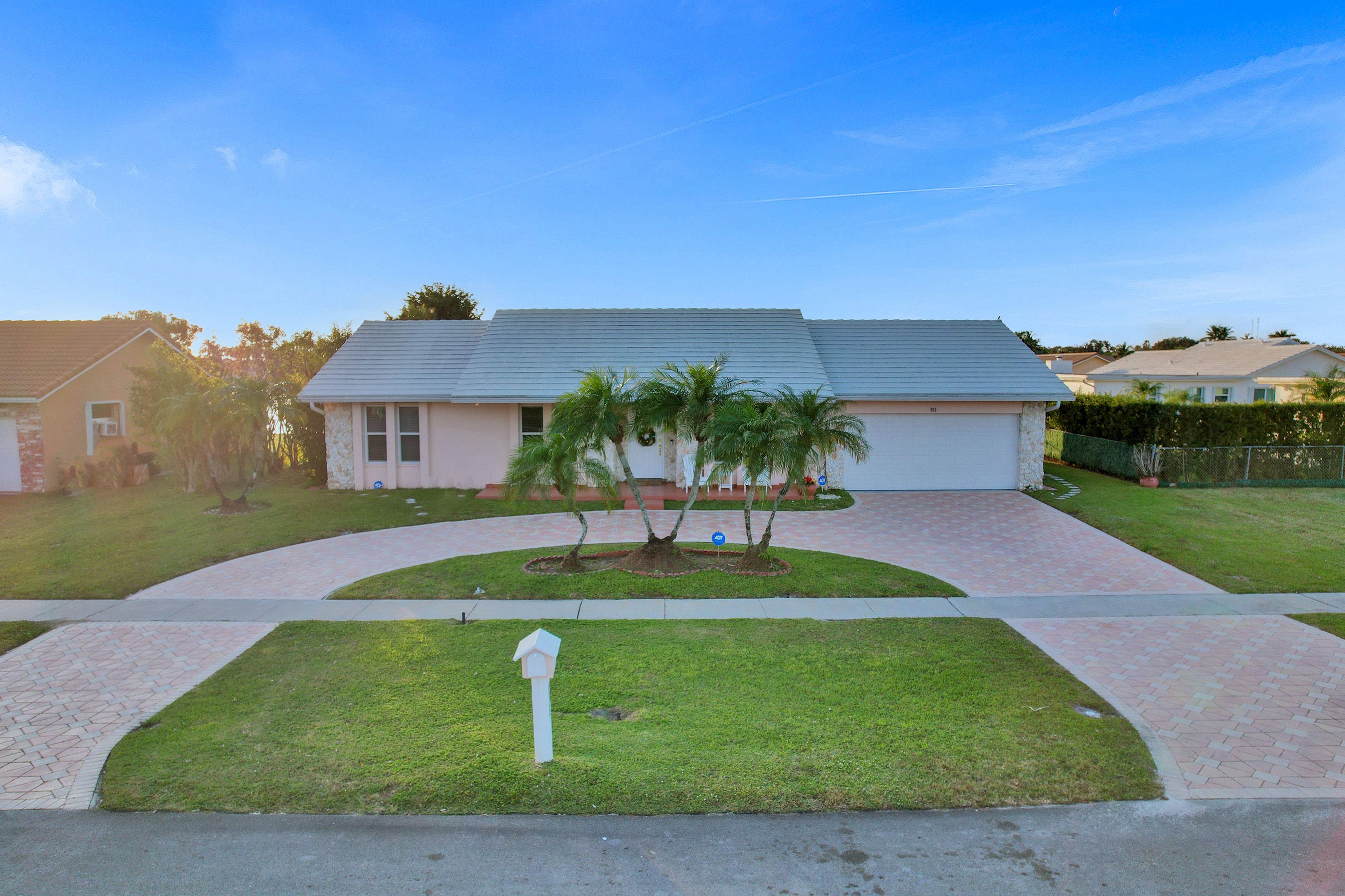 915 Nw 133rd Ave,Sunrise, FL, 33325