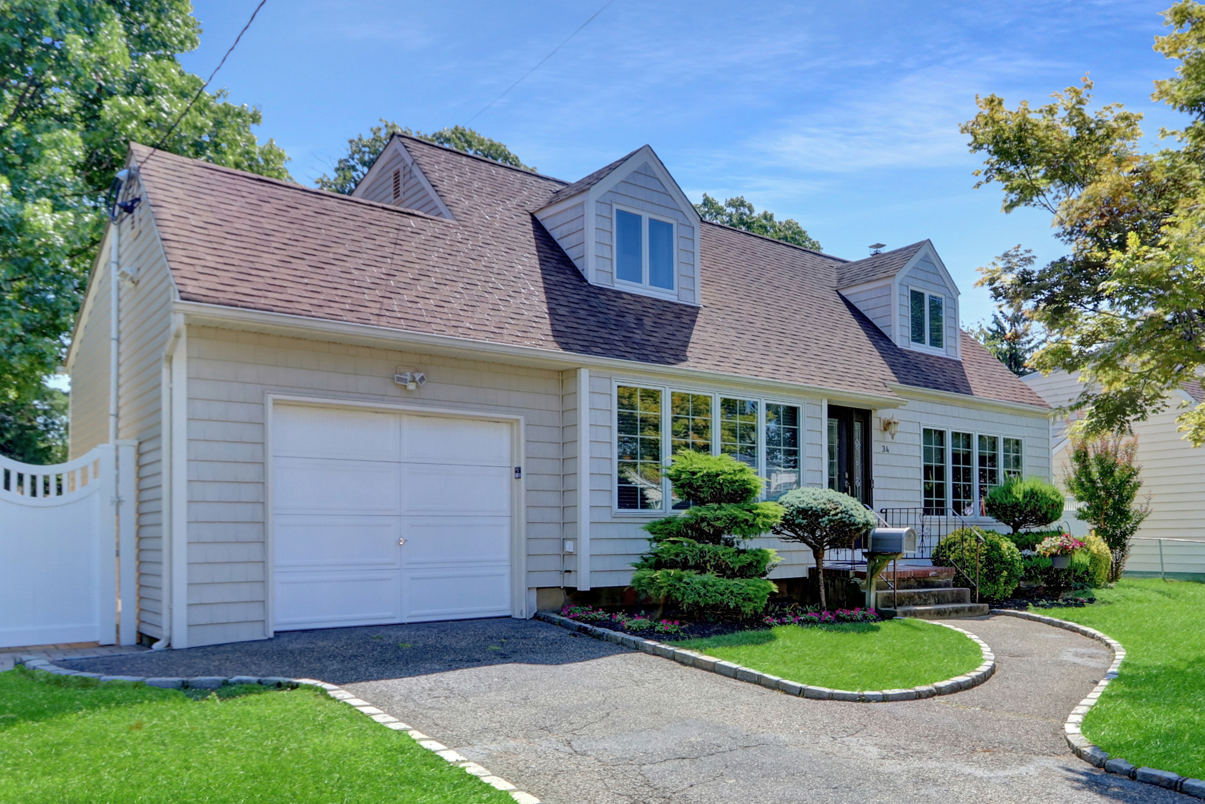 34 Frances Lane,Massapequa Park, NY, 11762