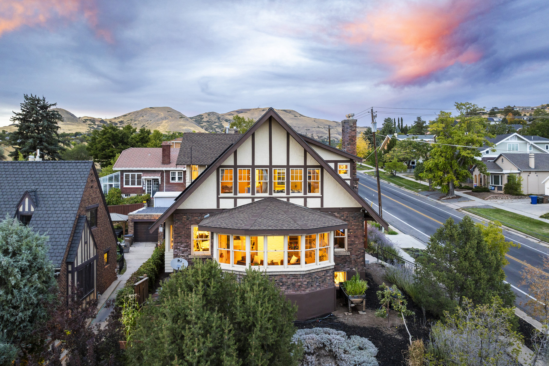 Brick, 2-Story Home In The Avenues With Views