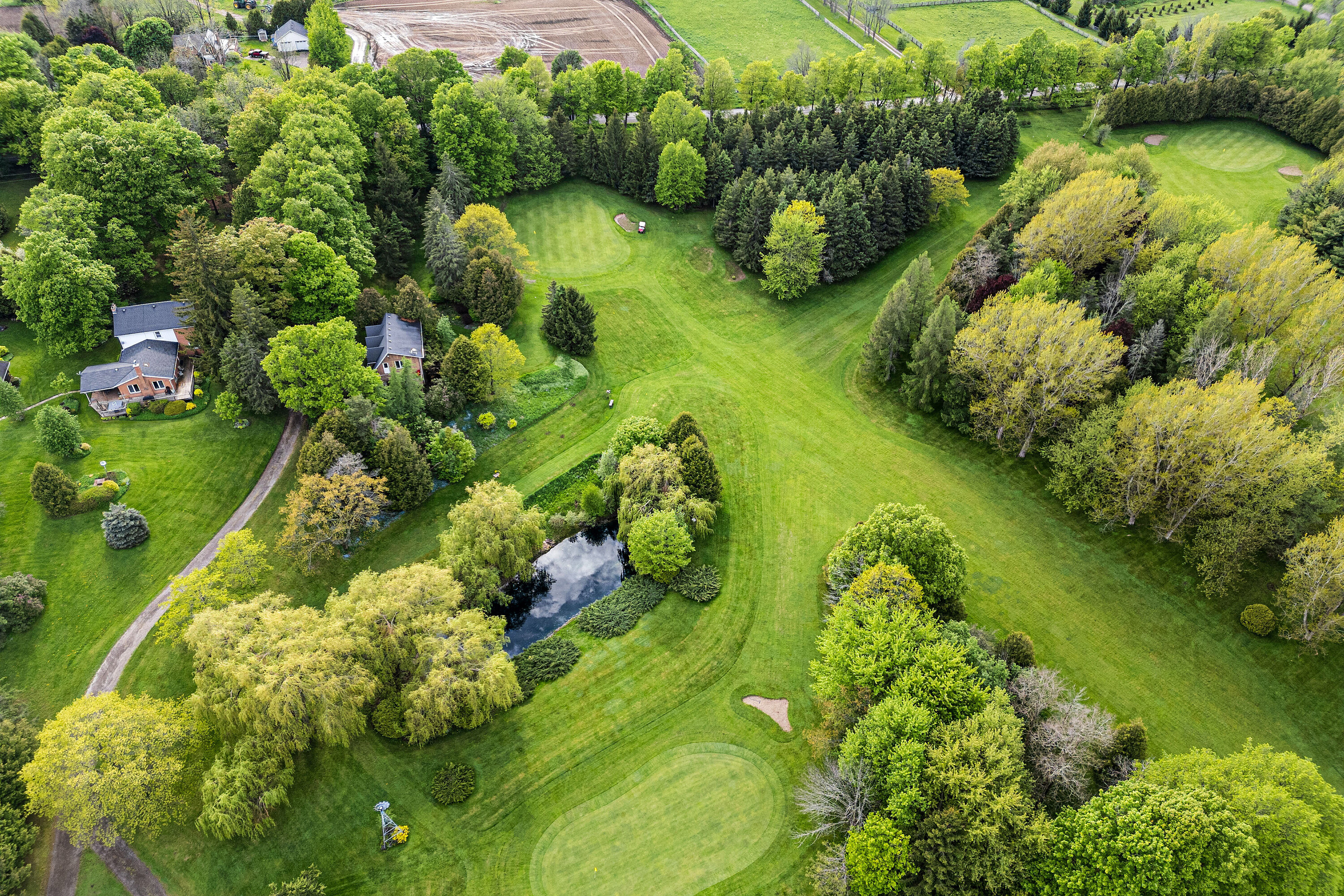 75 Acres & Private Golf Course