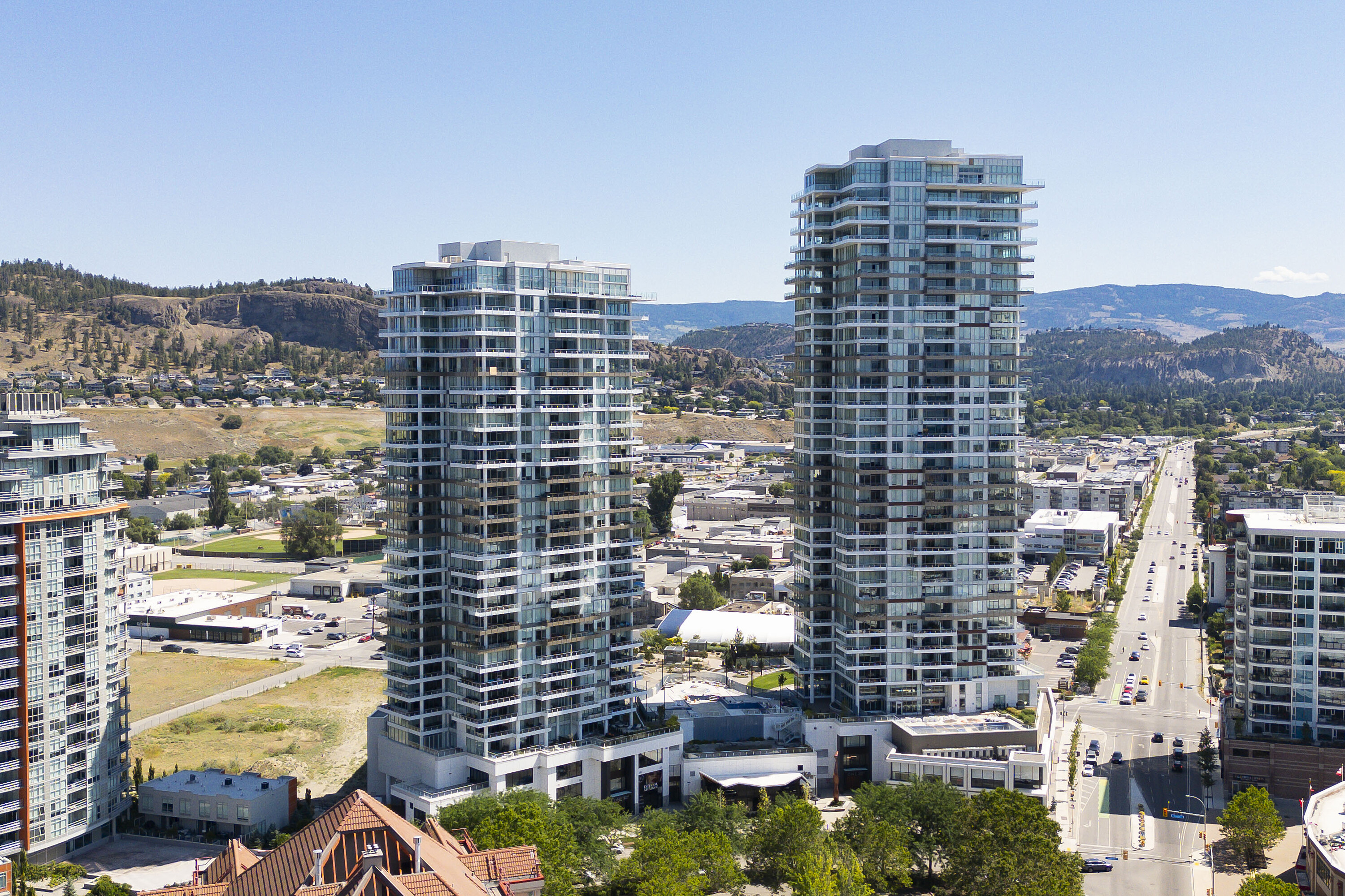 Modern Condo With A View