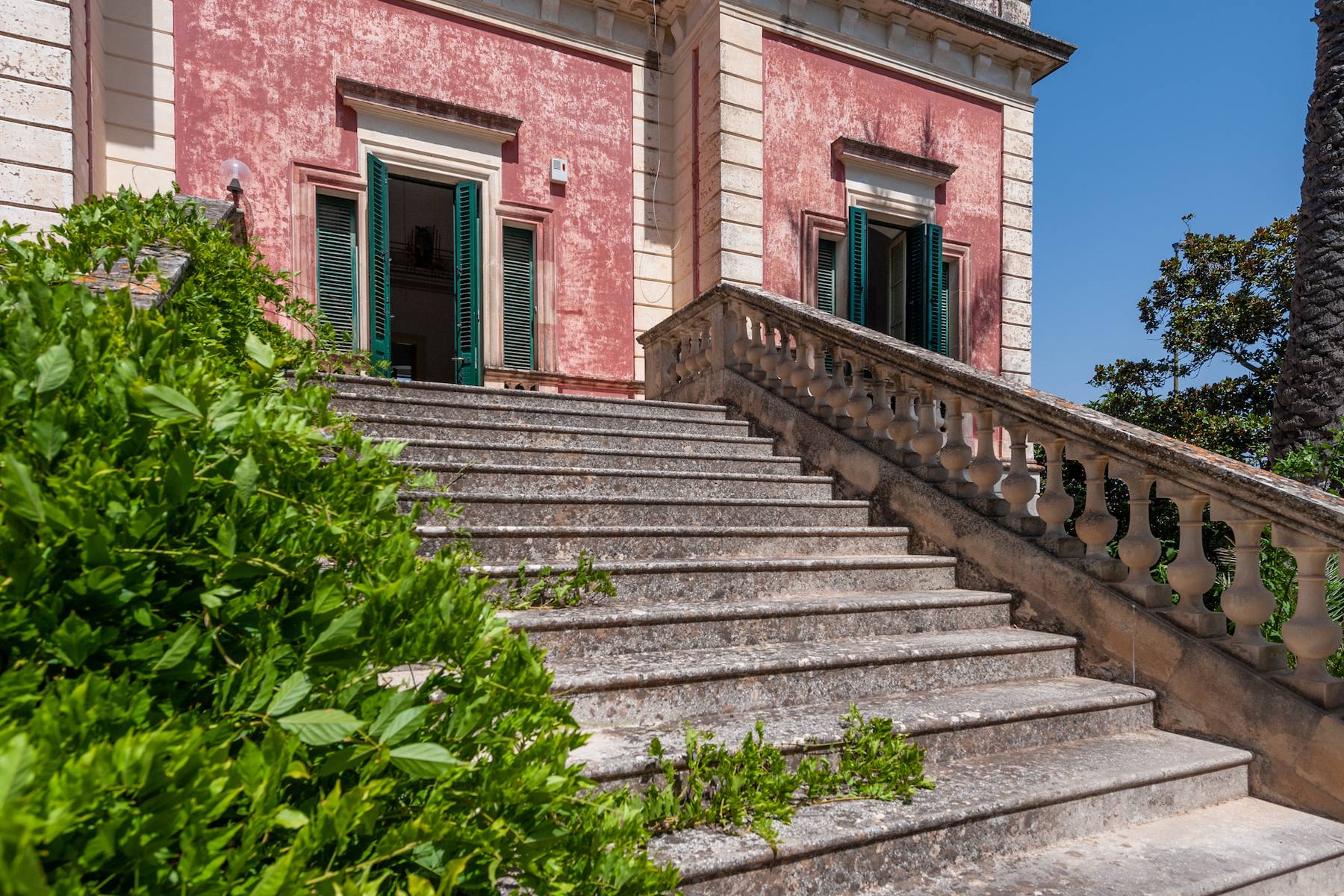 Elegant Art Nouveau villa in Galatone