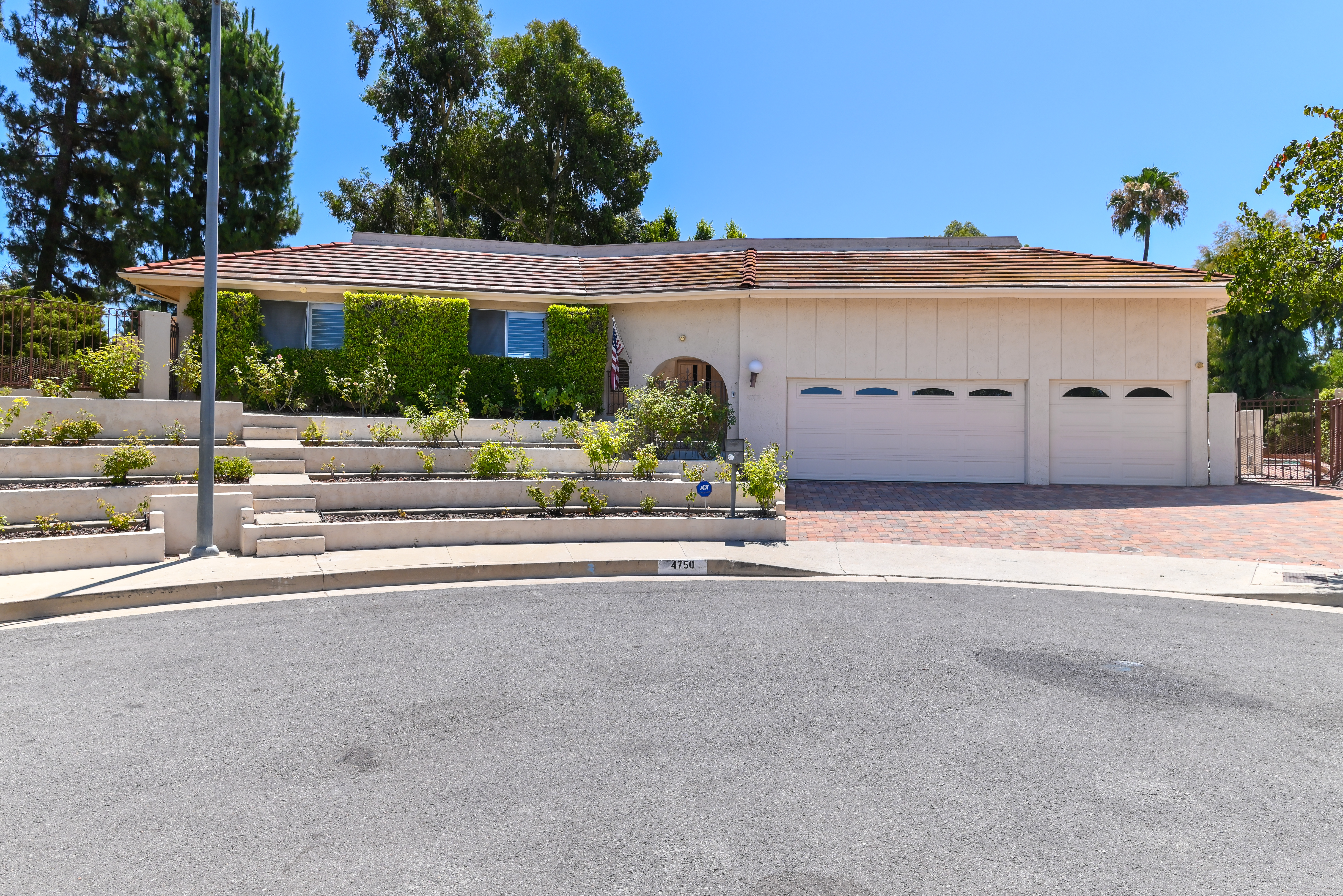 4750 Del Moreno Place,Woodland Hills, CA, 91364