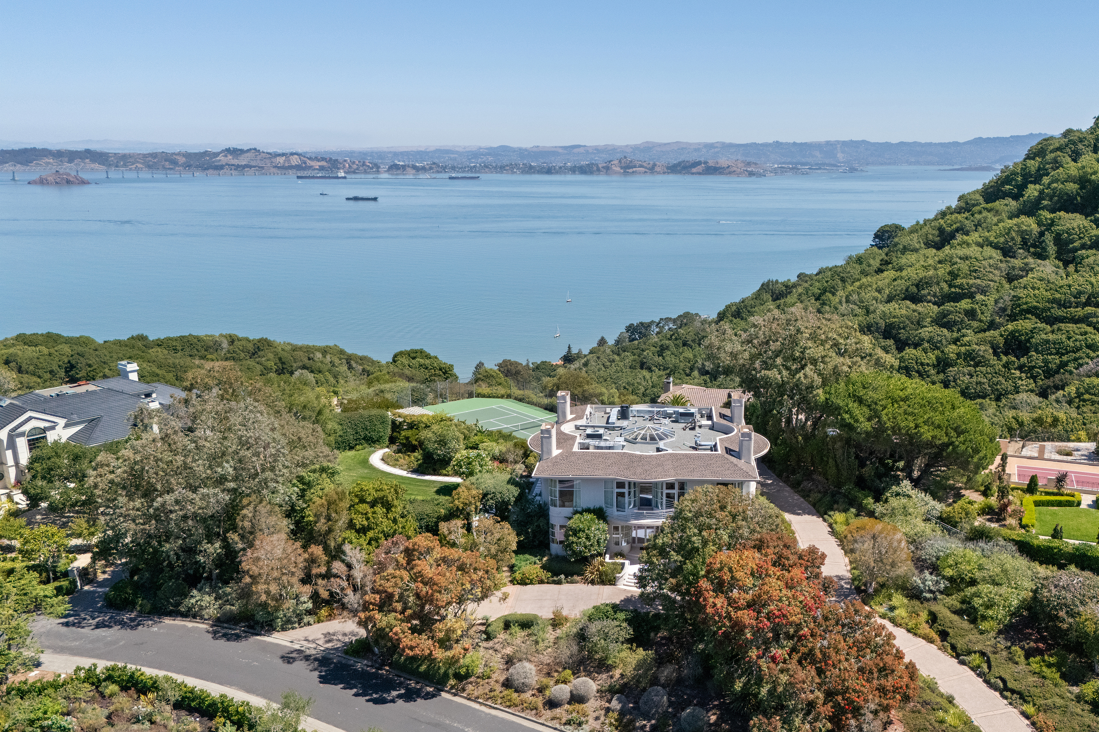 Architectural Masterpiece with Iconic Views and Private Tennis Court